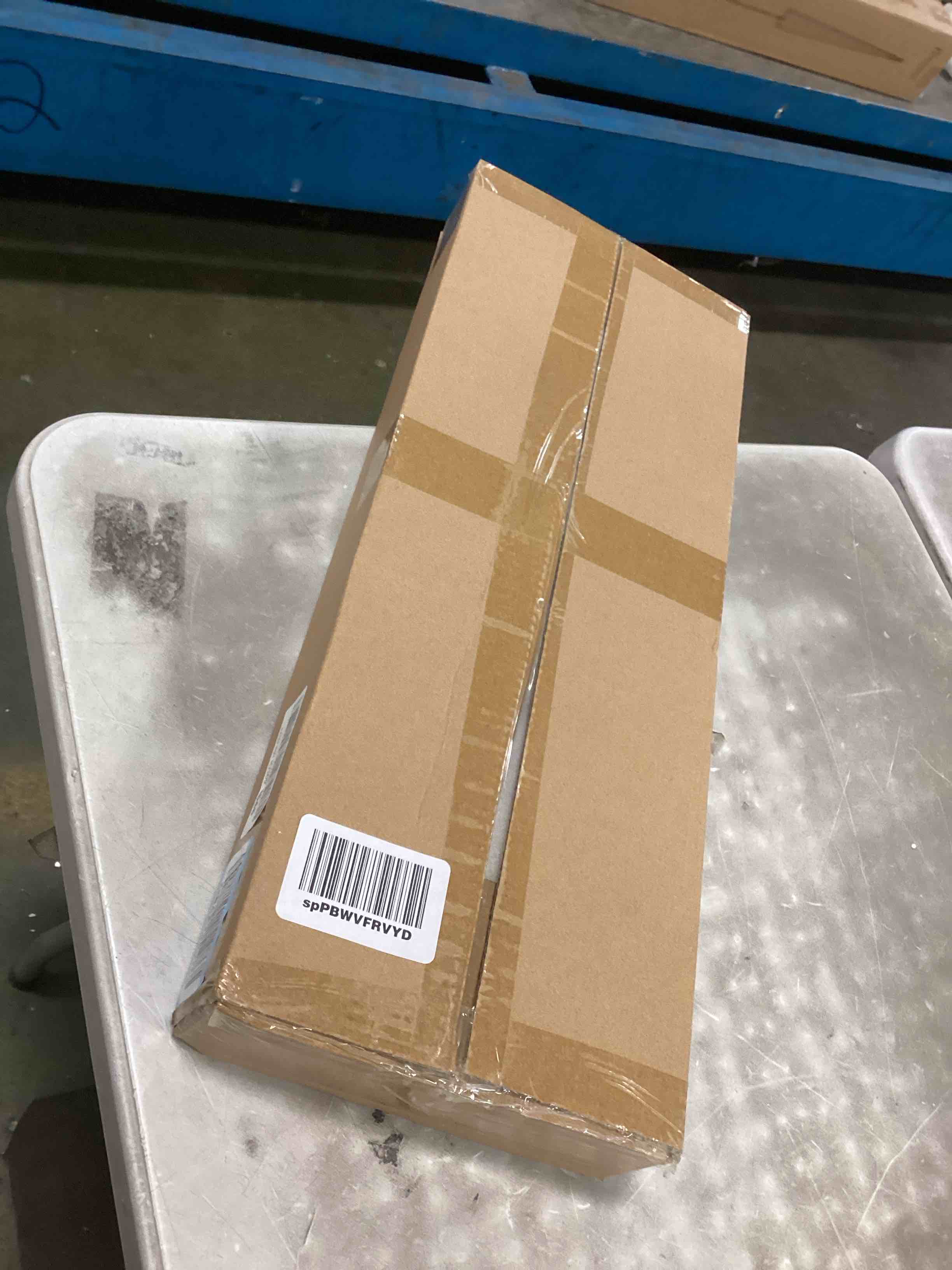 https://s3.amazonaws.com/lotting-images-prod/bidfta/RED6038233_1715084038322.jpeg