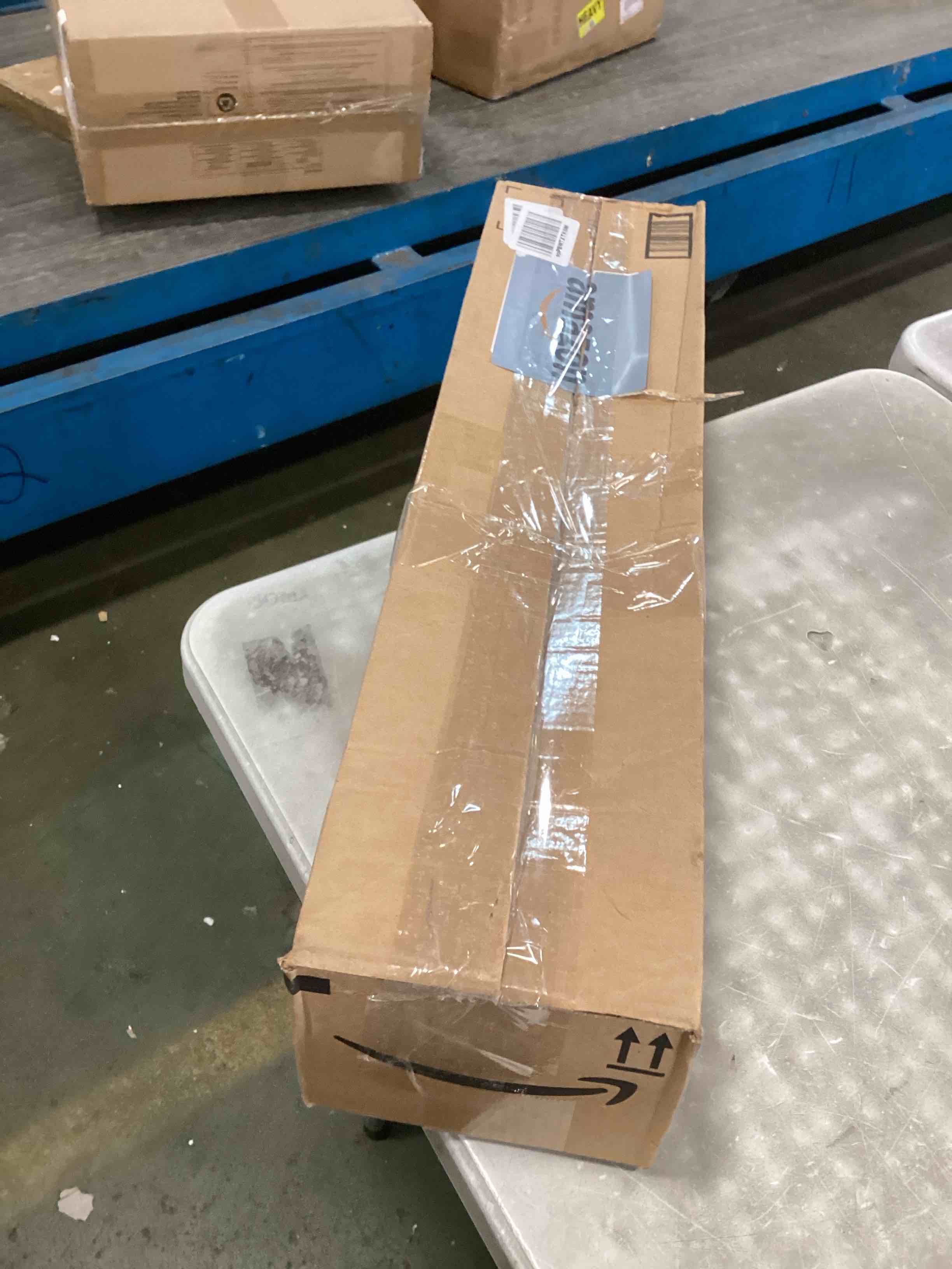 https://s3.amazonaws.com/lotting-images-prod/bidfta/RED6038367_1715098351141.jpeg