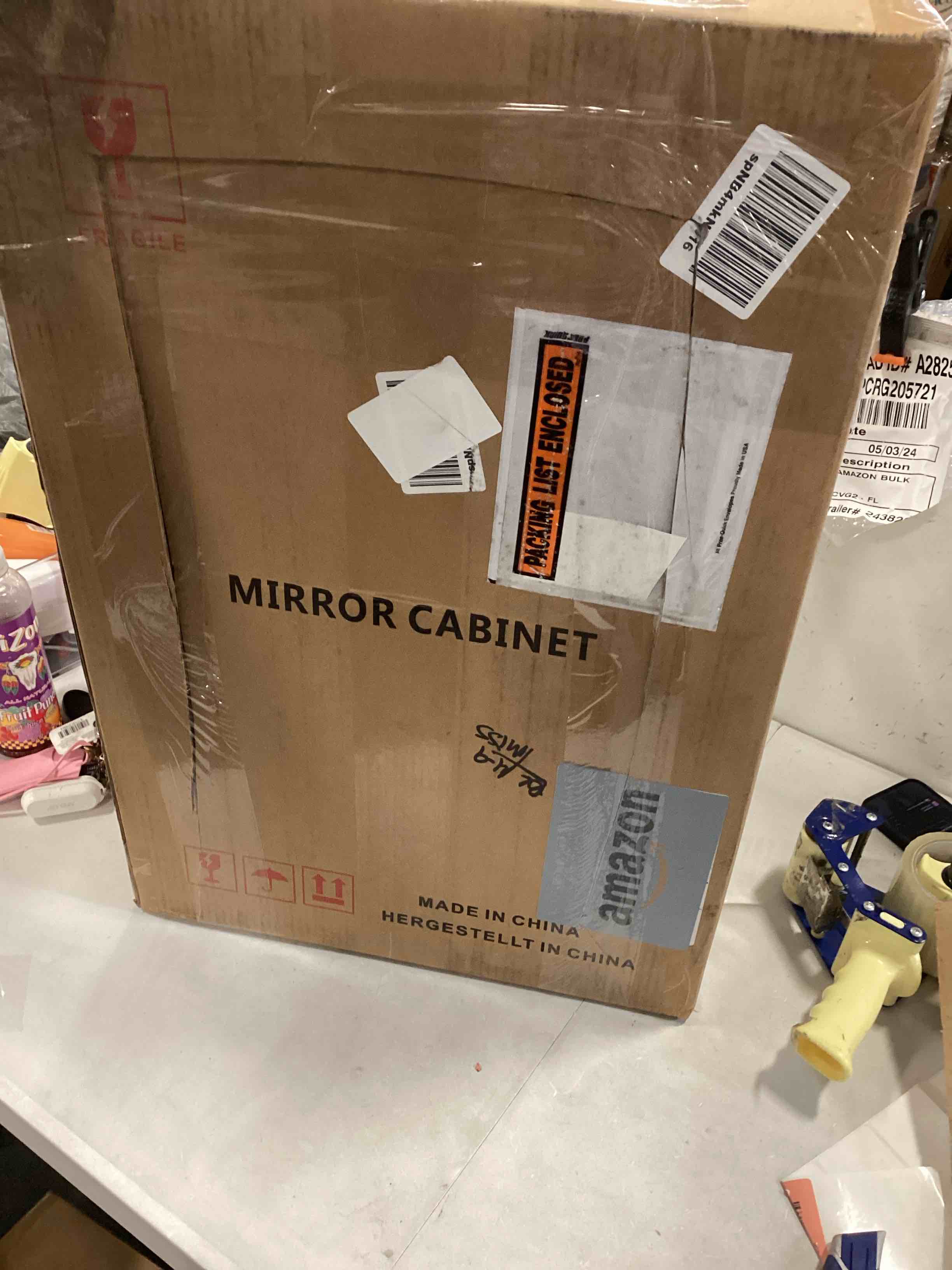 https://s3.amazonaws.com/lotting-images-prod/bidfta/RED6039286_1715354770056.jpeg
