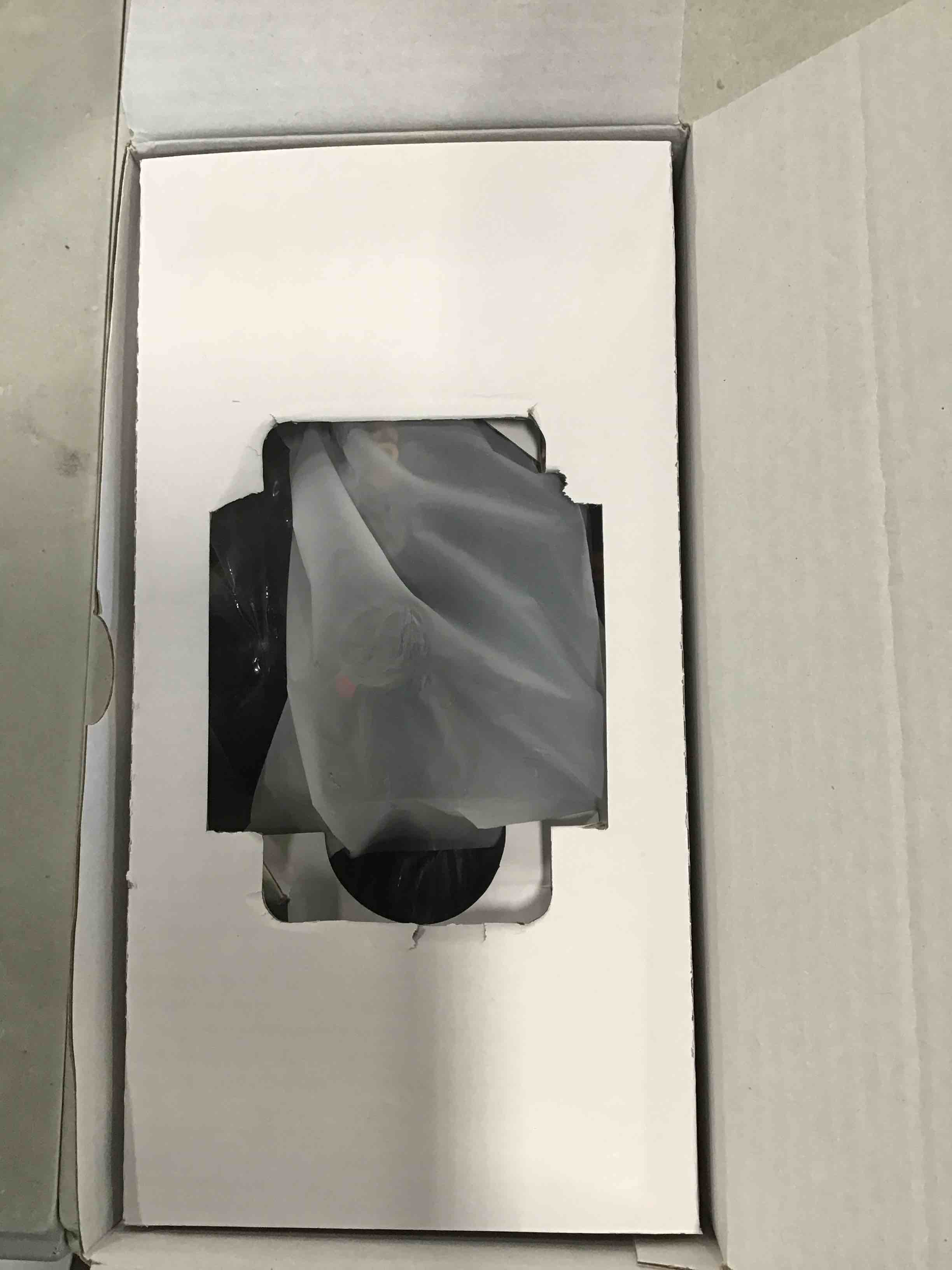 https://s3.amazonaws.com/lotting-images-prod/bidfta/RED6040100_1714741848754.jpeg