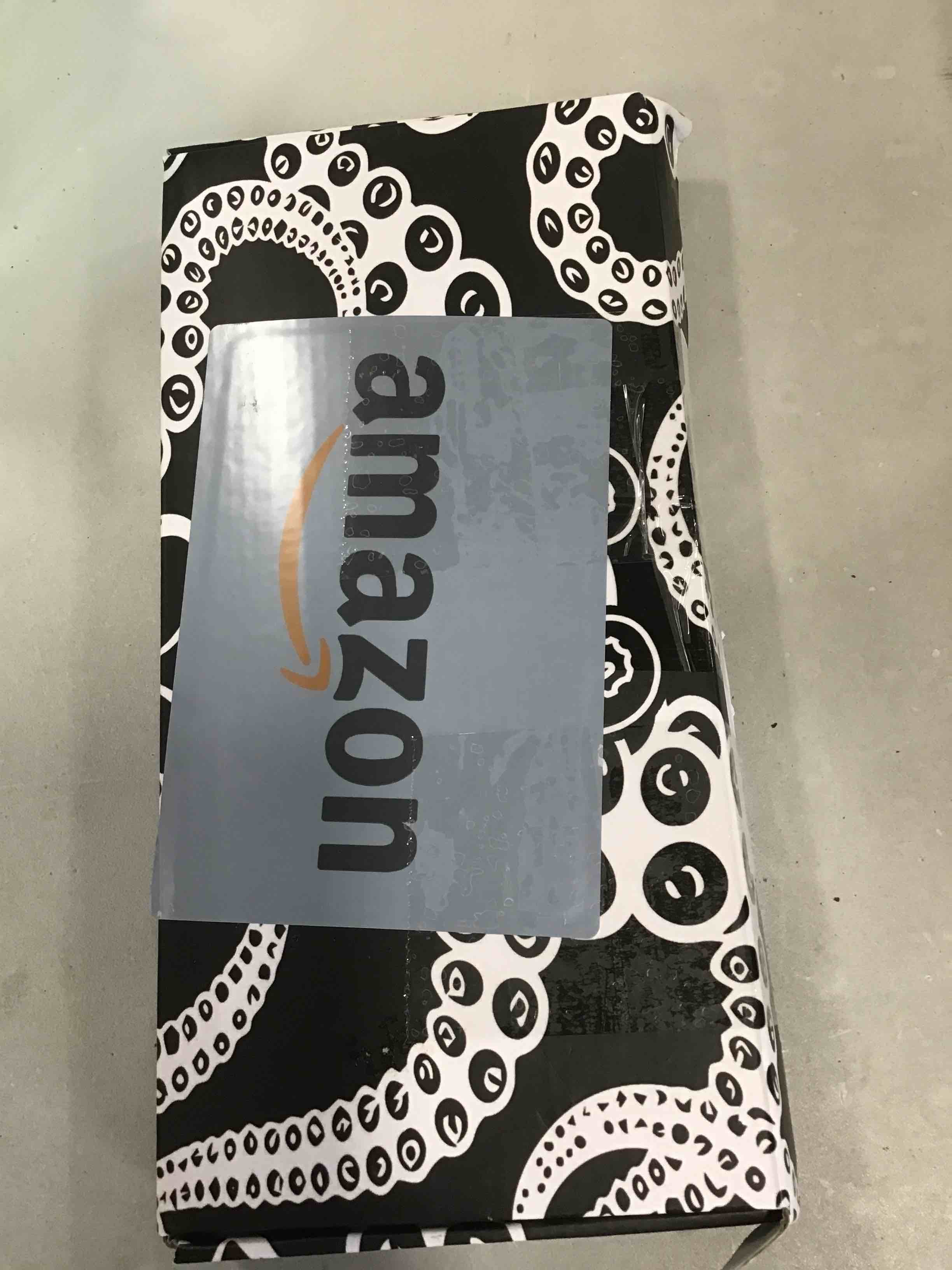 https://s3.amazonaws.com/lotting-images-prod/bidfta/RED6040228_1714750953505.jpeg