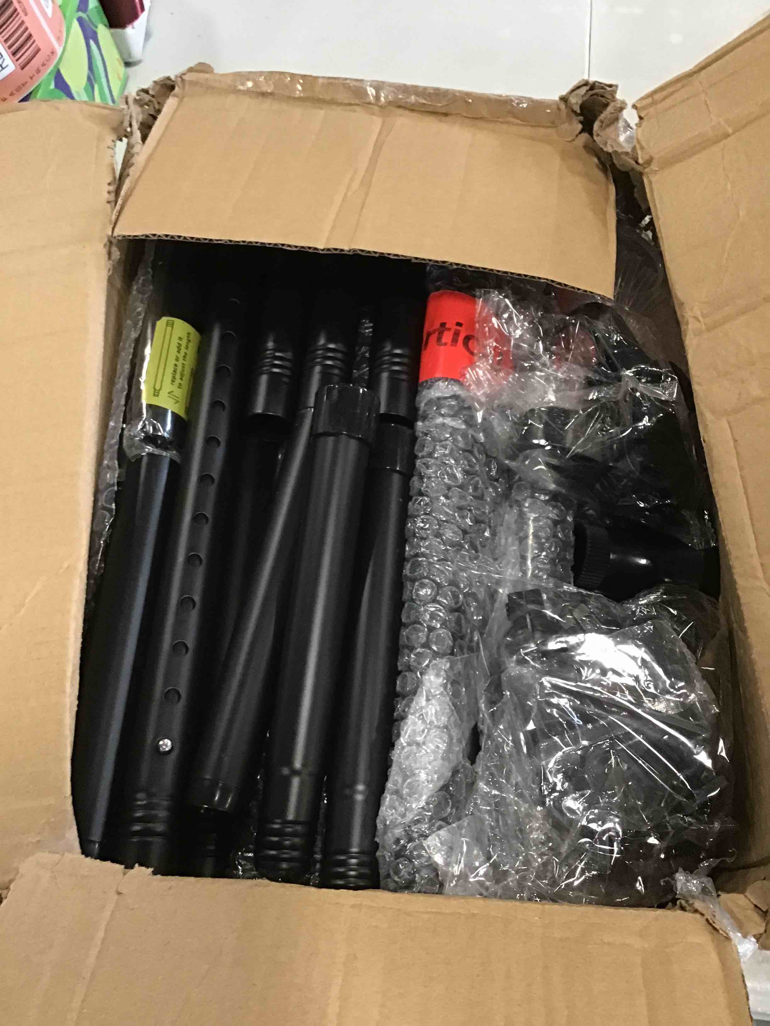https://s3.amazonaws.com/lotting-images-prod/bidfta/RED6040263_1714755870974.jpeg