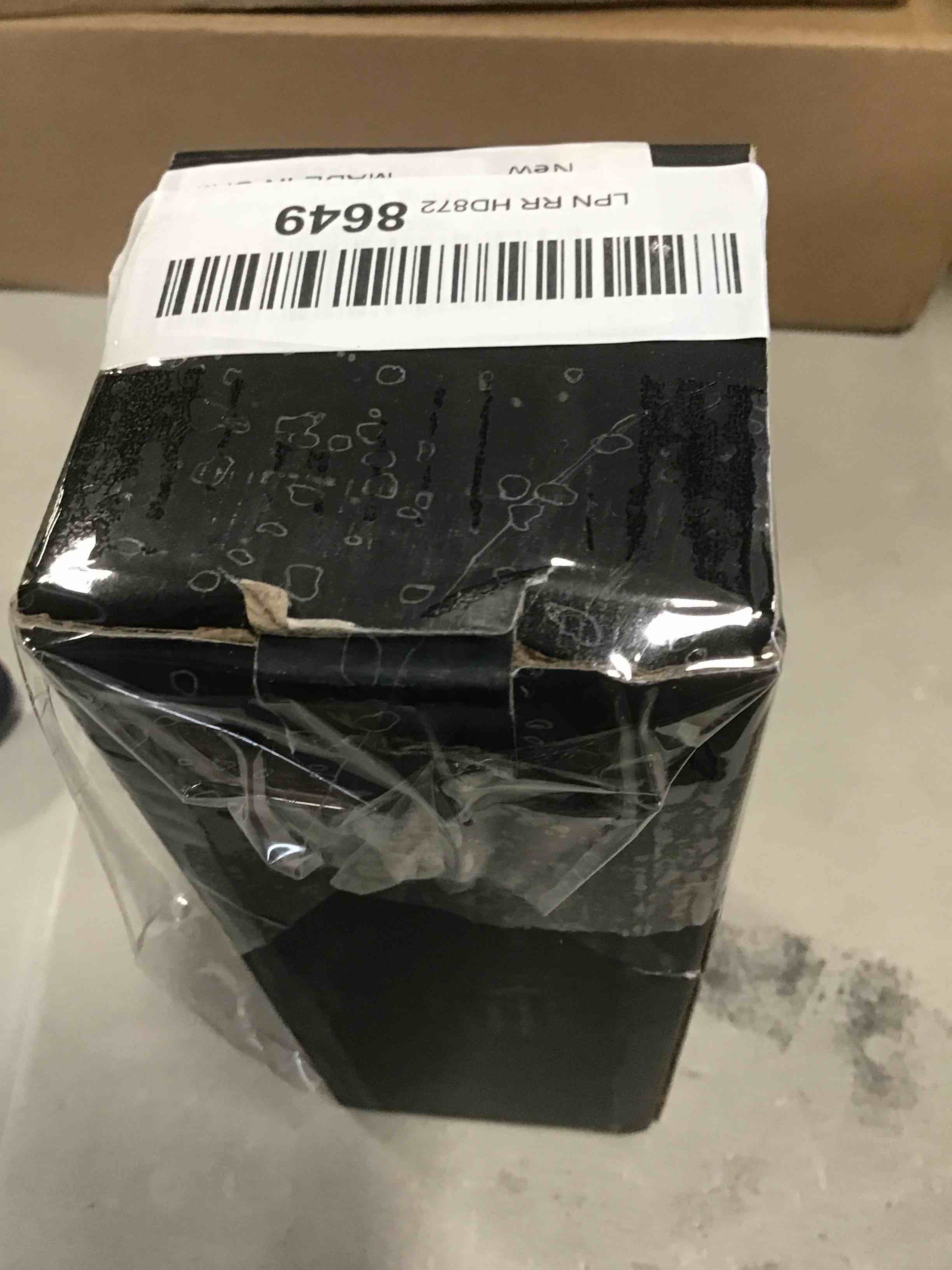 https://s3.amazonaws.com/lotting-images-prod/bidfta/RED6040301_1714758240739.jpeg