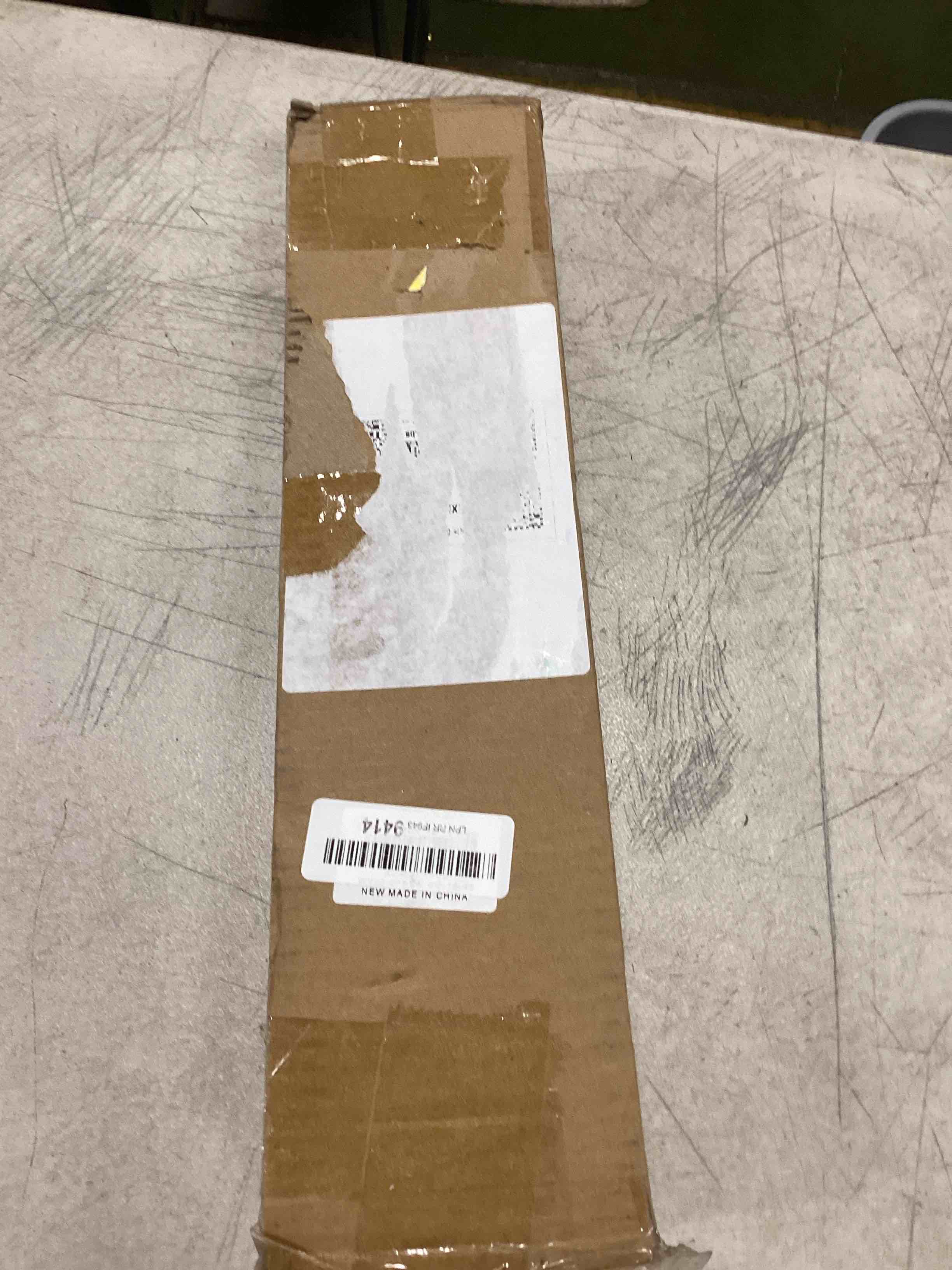 https://s3.amazonaws.com/lotting-images-prod/bidfta/RED6041498_1714561842603.jpeg
