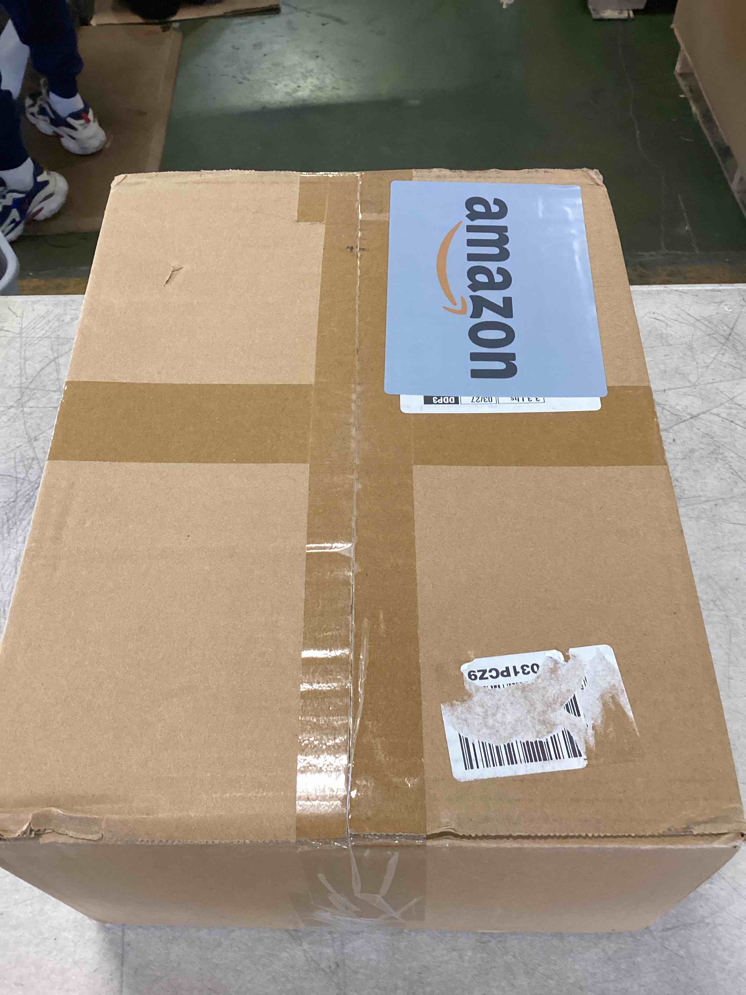 https://s3.amazonaws.com/lotting-images-prod/bidfta/RED6041730_1714585415296.jpeg