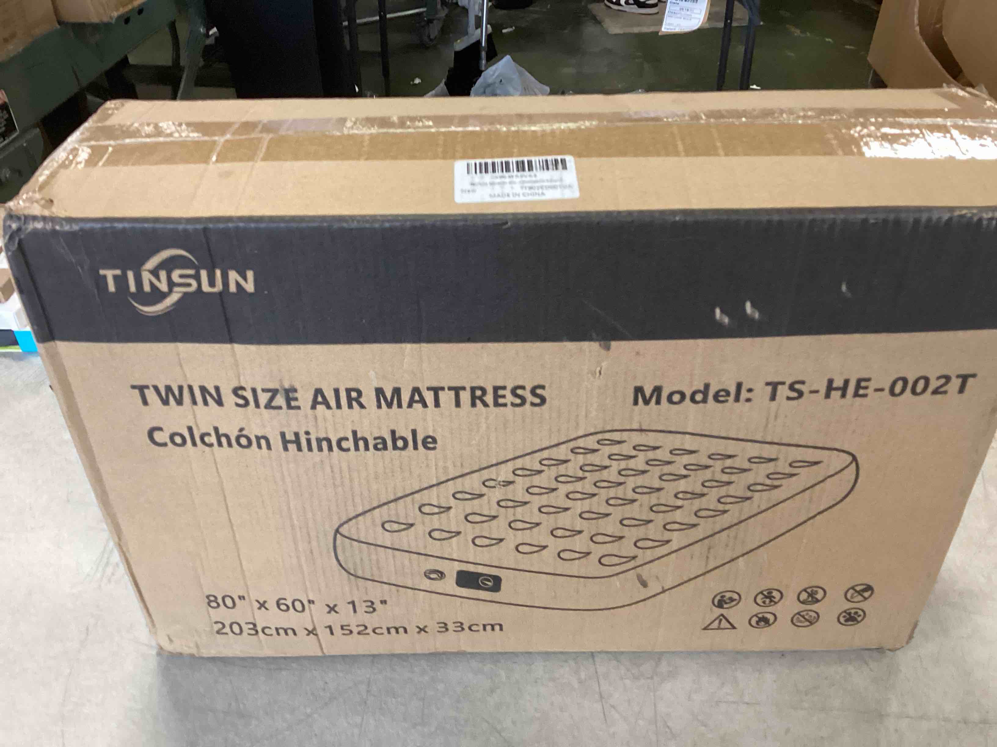 https://s3.amazonaws.com/lotting-images-prod/bidfta/RED6042413_1714761438262.jpeg