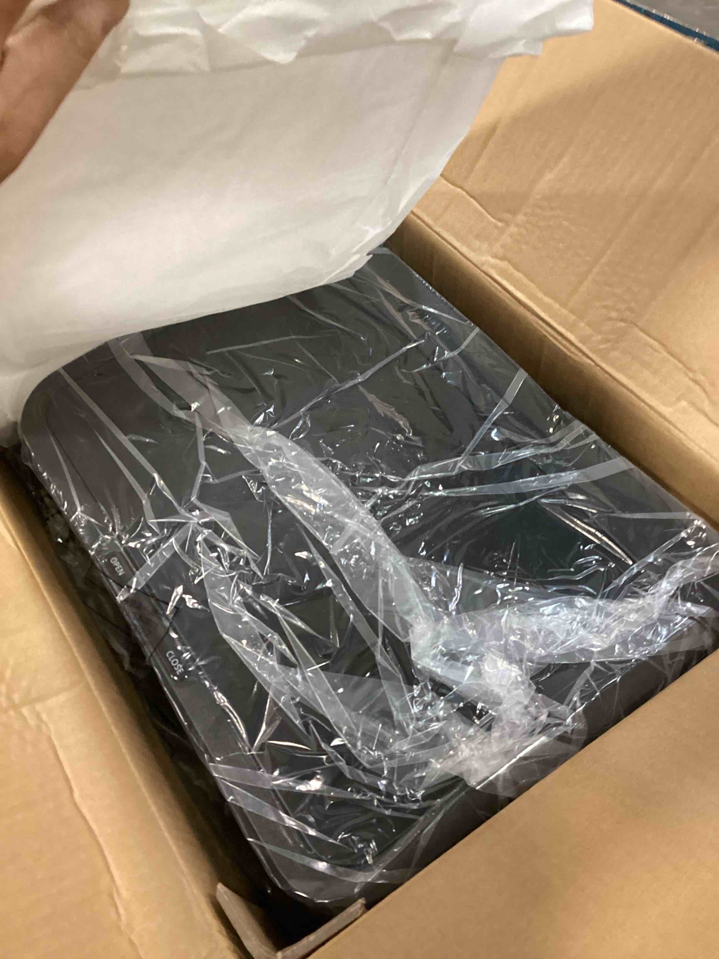 https://s3.amazonaws.com/lotting-images-prod/bidfta/RED6042970_1714757600052.jpeg
