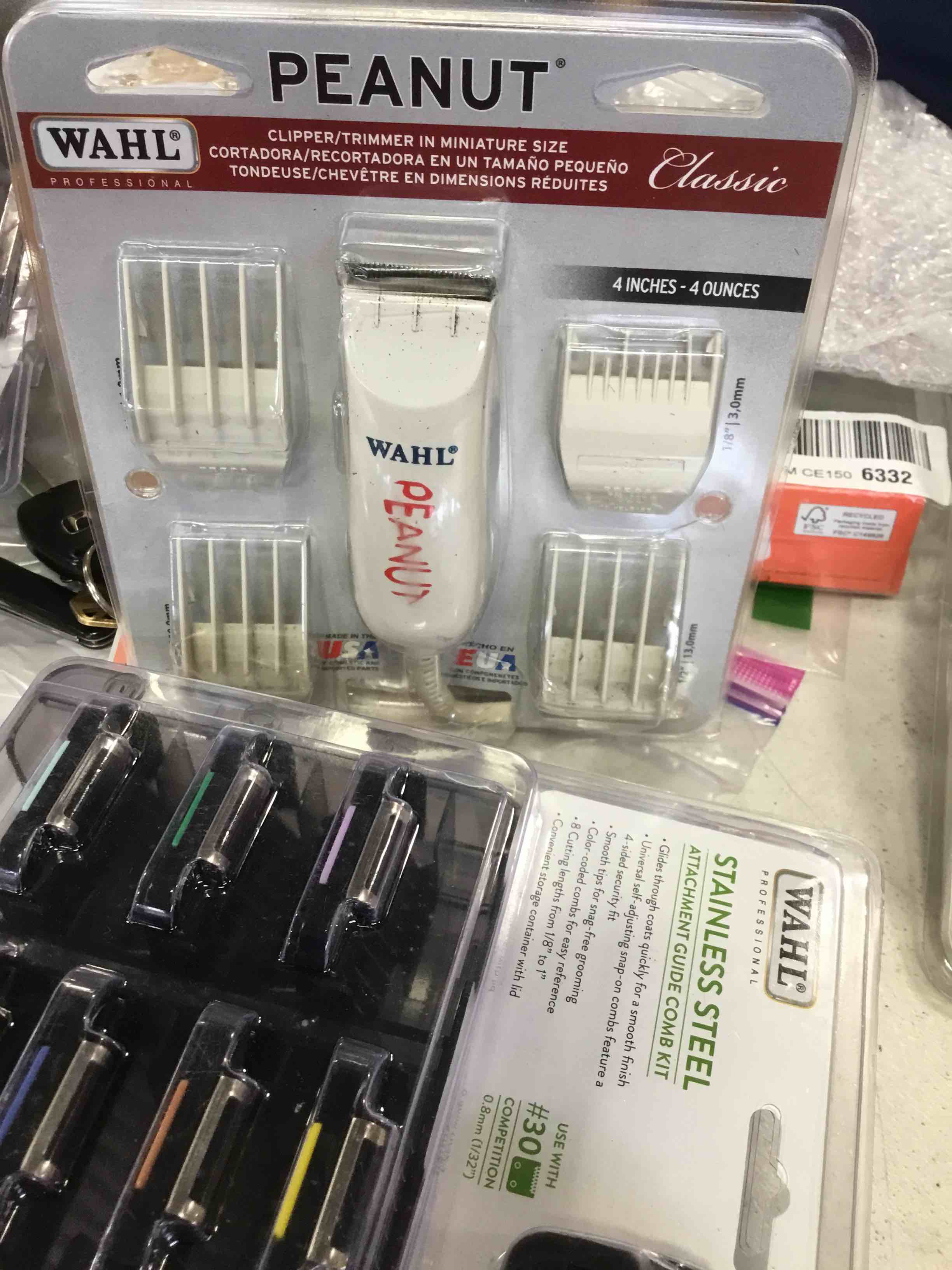 assorted wahl accessories and clipper