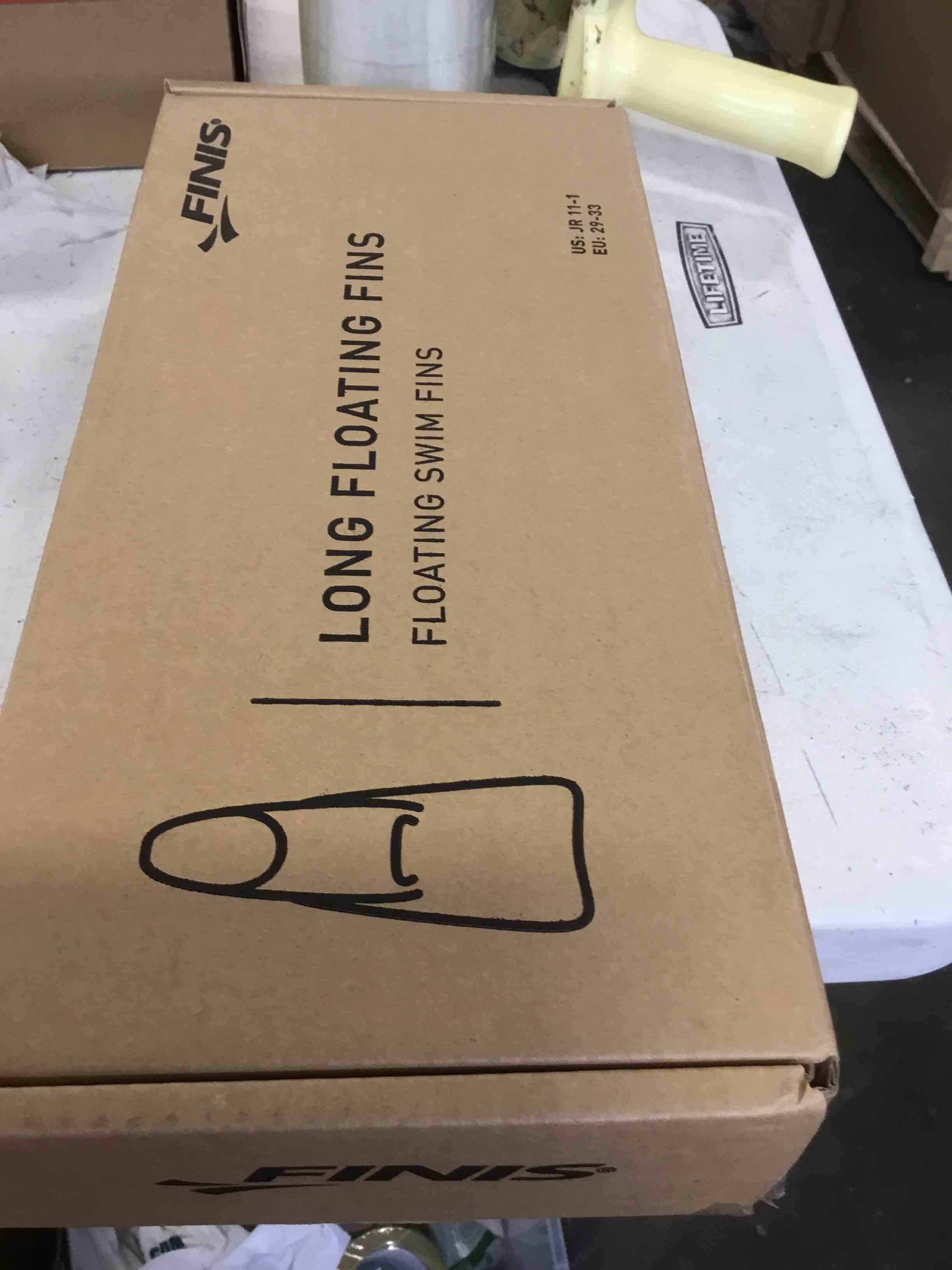 https://s3.amazonaws.com/lotting-images-prod/bidfta/RED6044458_1709827561869.jpeg