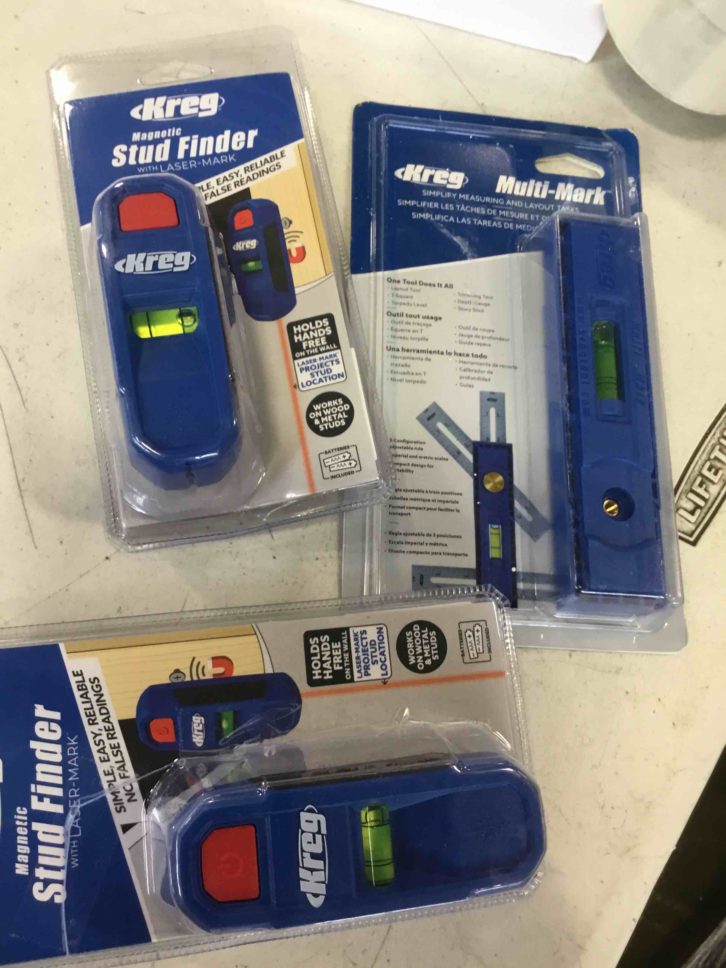 https://s3.amazonaws.com/lotting-images-prod/bidfta/RED6044473_1709829436858.jpeg