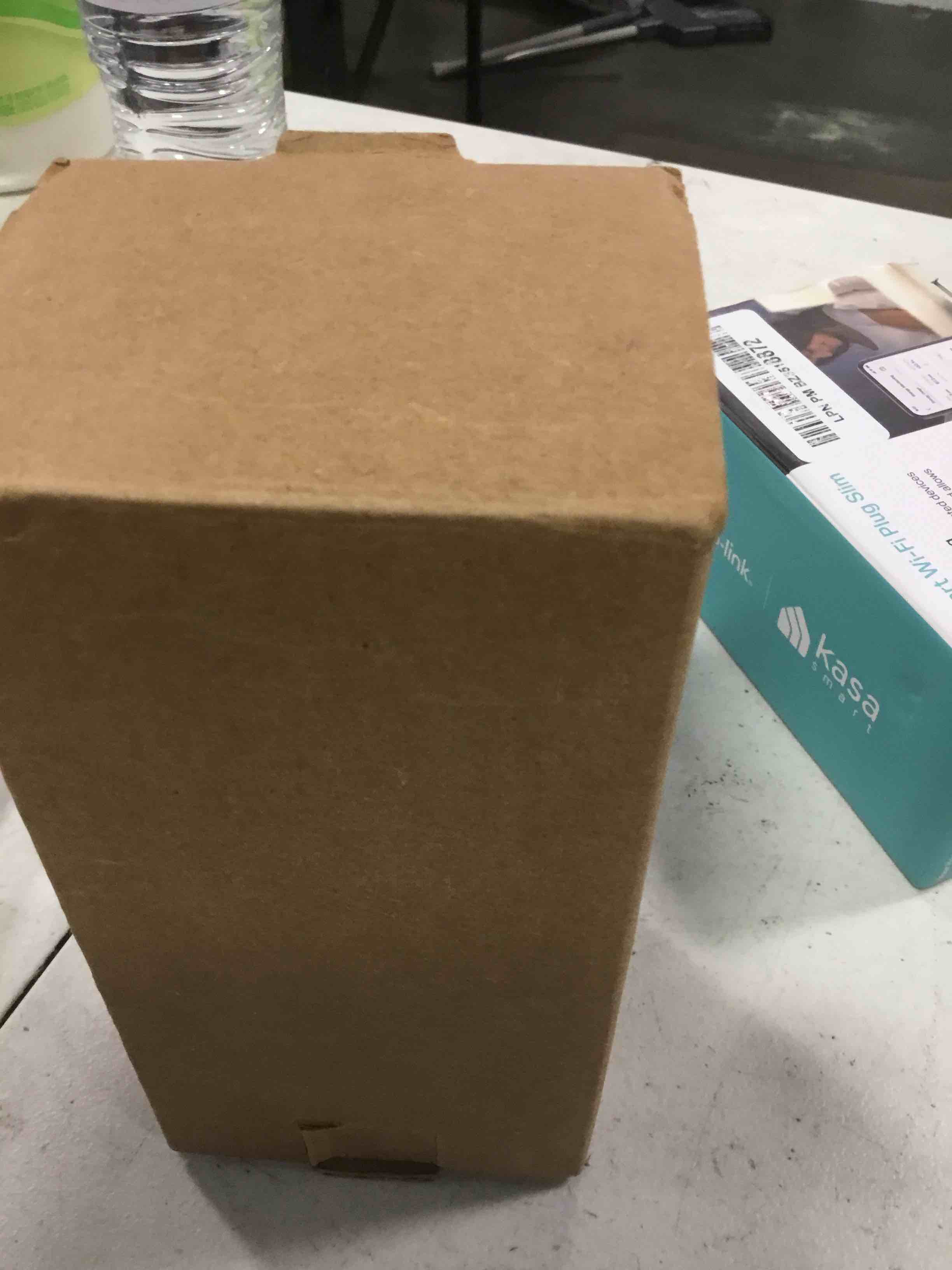 https://s3.amazonaws.com/lotting-images-prod/bidfta/RED6044569_1709902123712.jpeg
