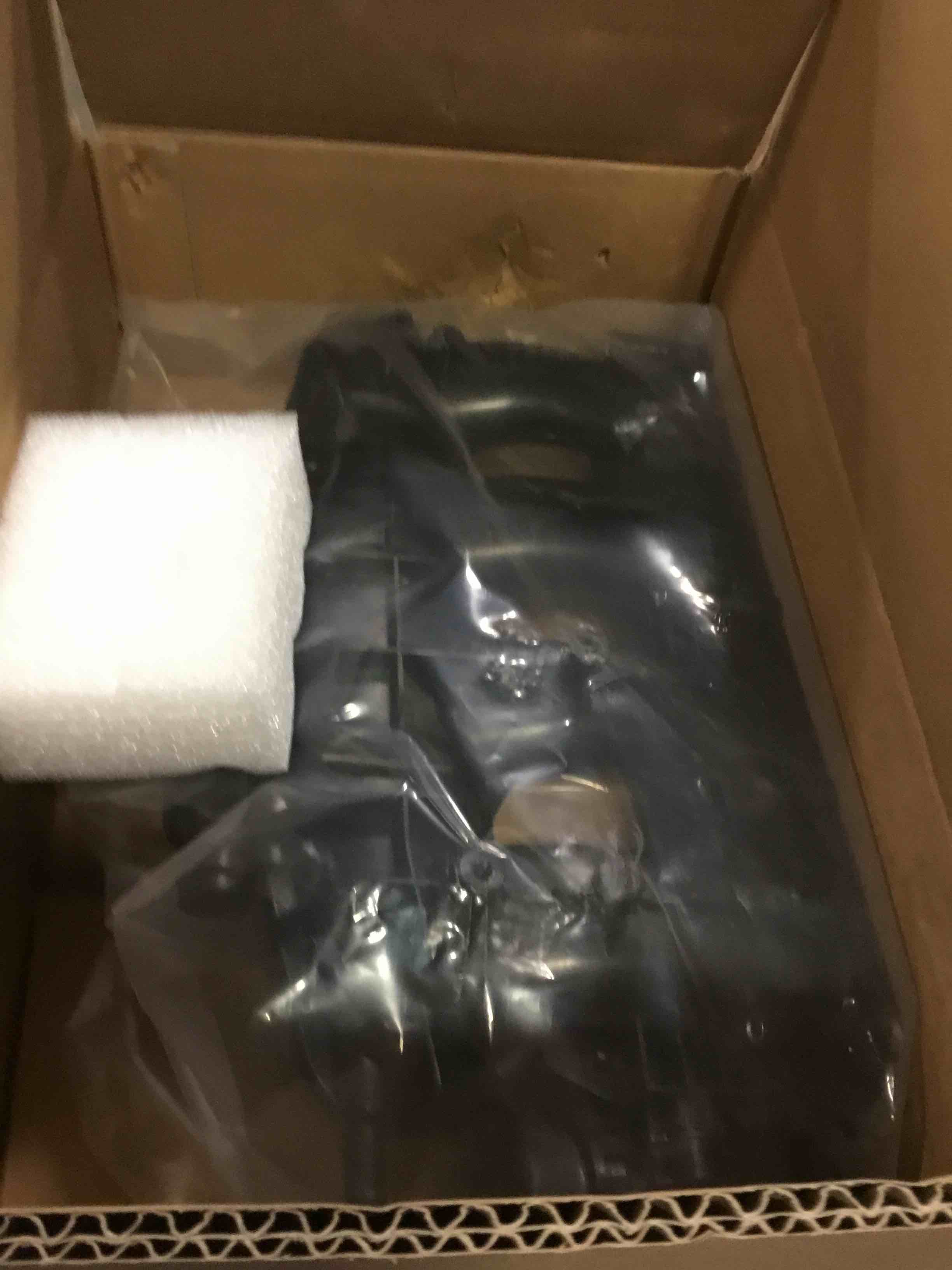 https://s3.amazonaws.com/lotting-images-prod/bidfta/RED6044578_1709903019601.jpeg