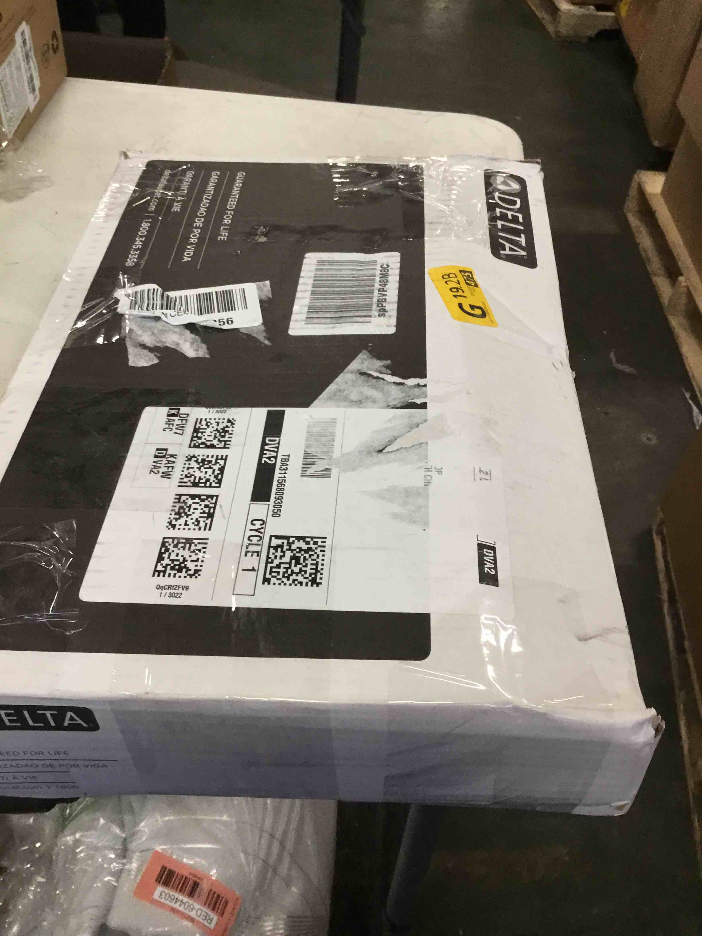 https://s3.amazonaws.com/lotting-images-prod/bidfta/RED6044614_1709909146251.jpeg