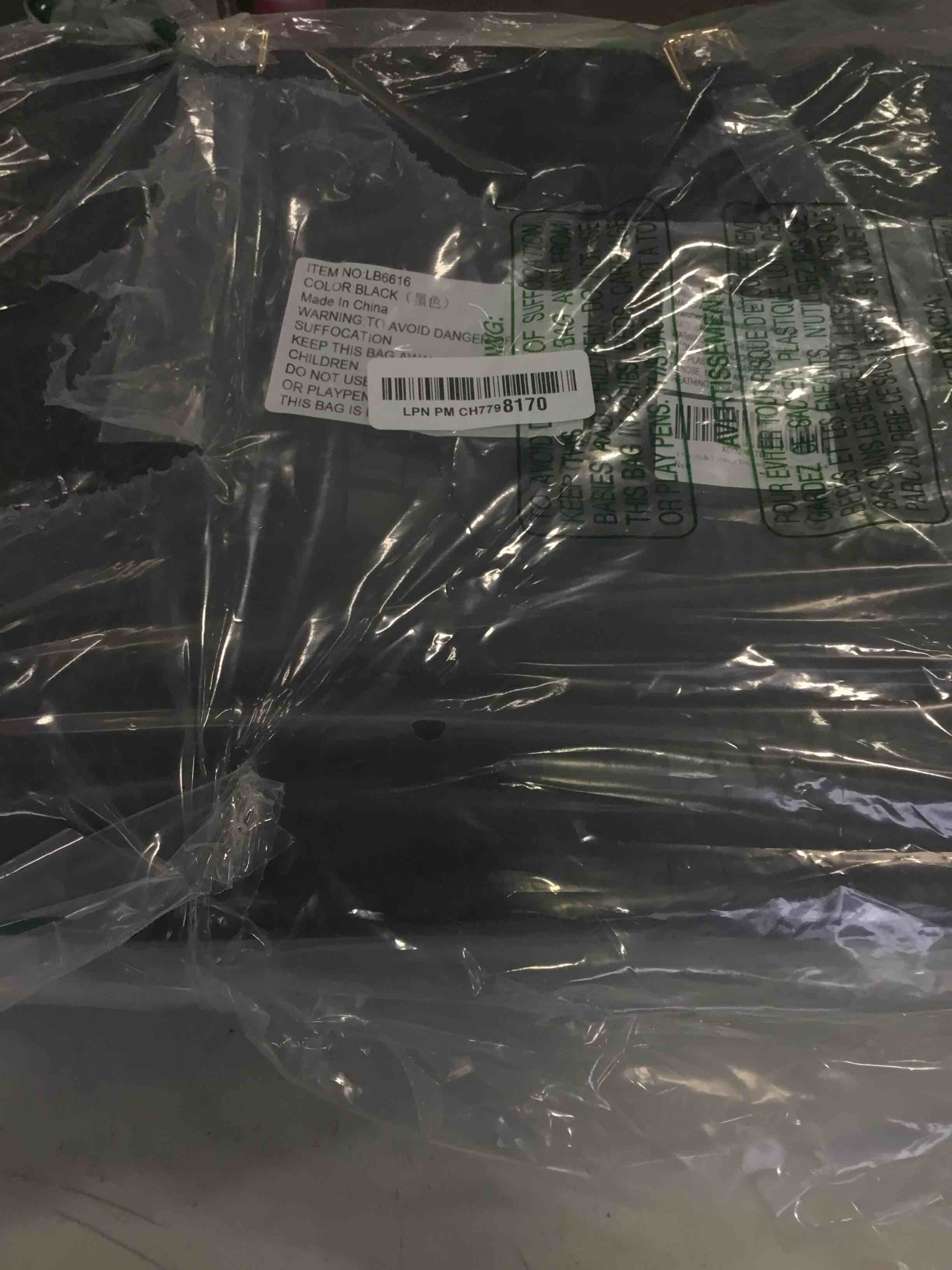 https://s3.amazonaws.com/lotting-images-prod/bidfta/RED6044627_1709911739923.jpeg
