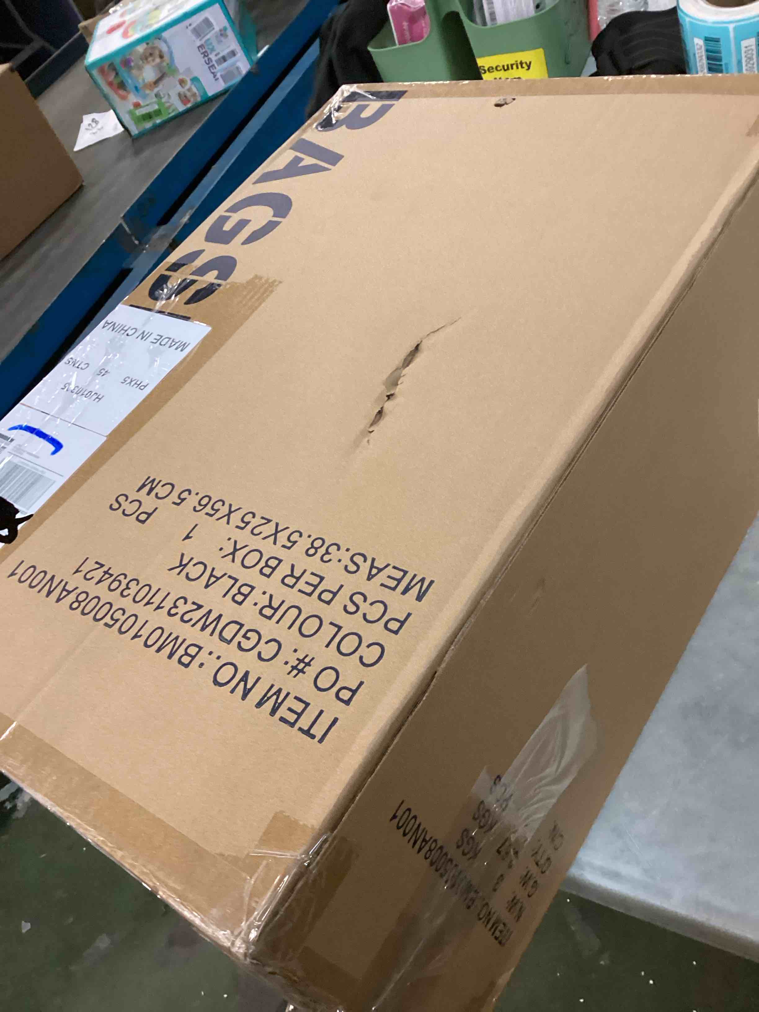 https://s3.amazonaws.com/lotting-images-prod/bidfta/RED6046332_1709664042310.jpeg