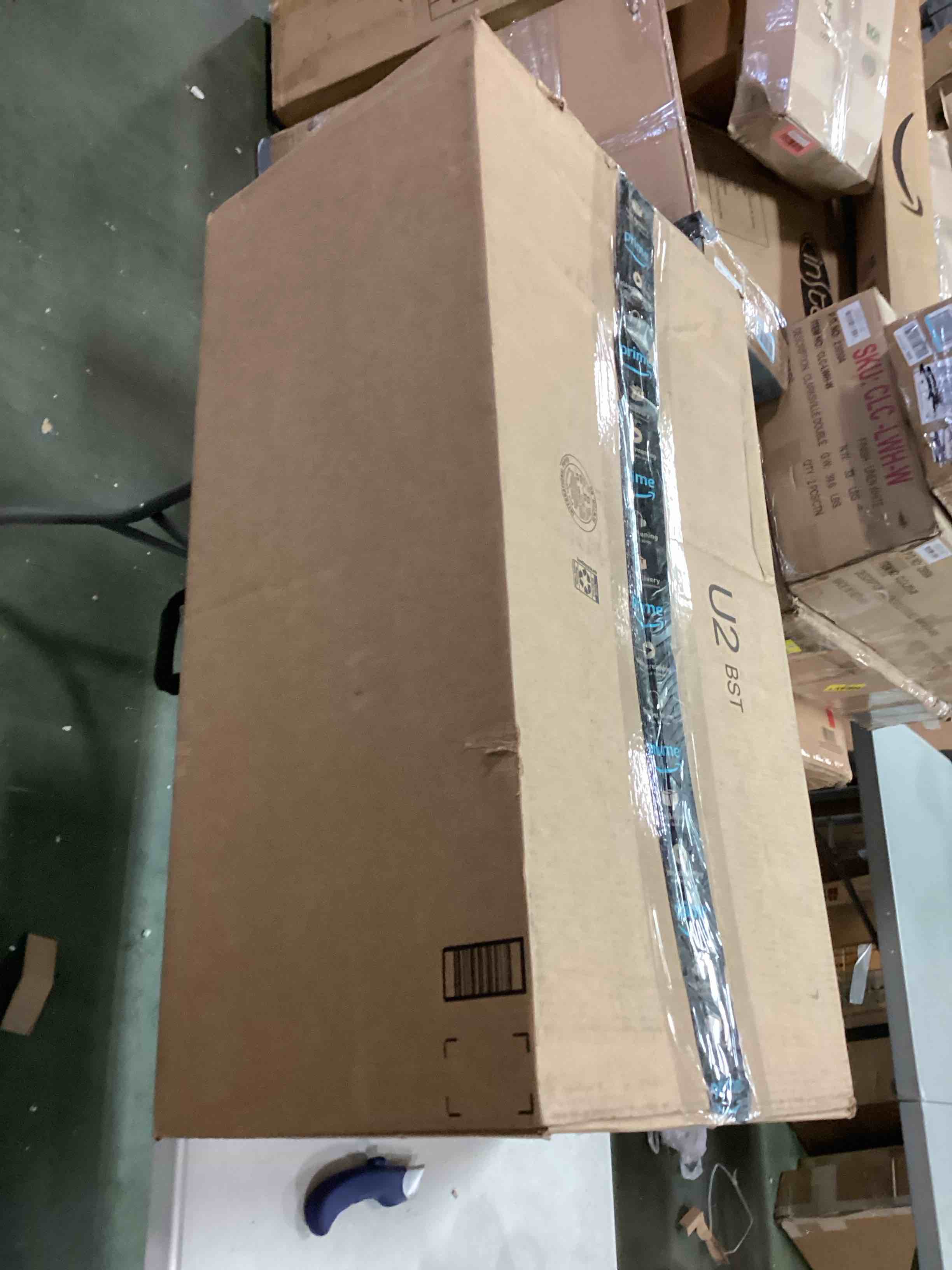 https://s3.amazonaws.com/lotting-images-prod/bidfta/RED6048087_1711473603181.jpeg