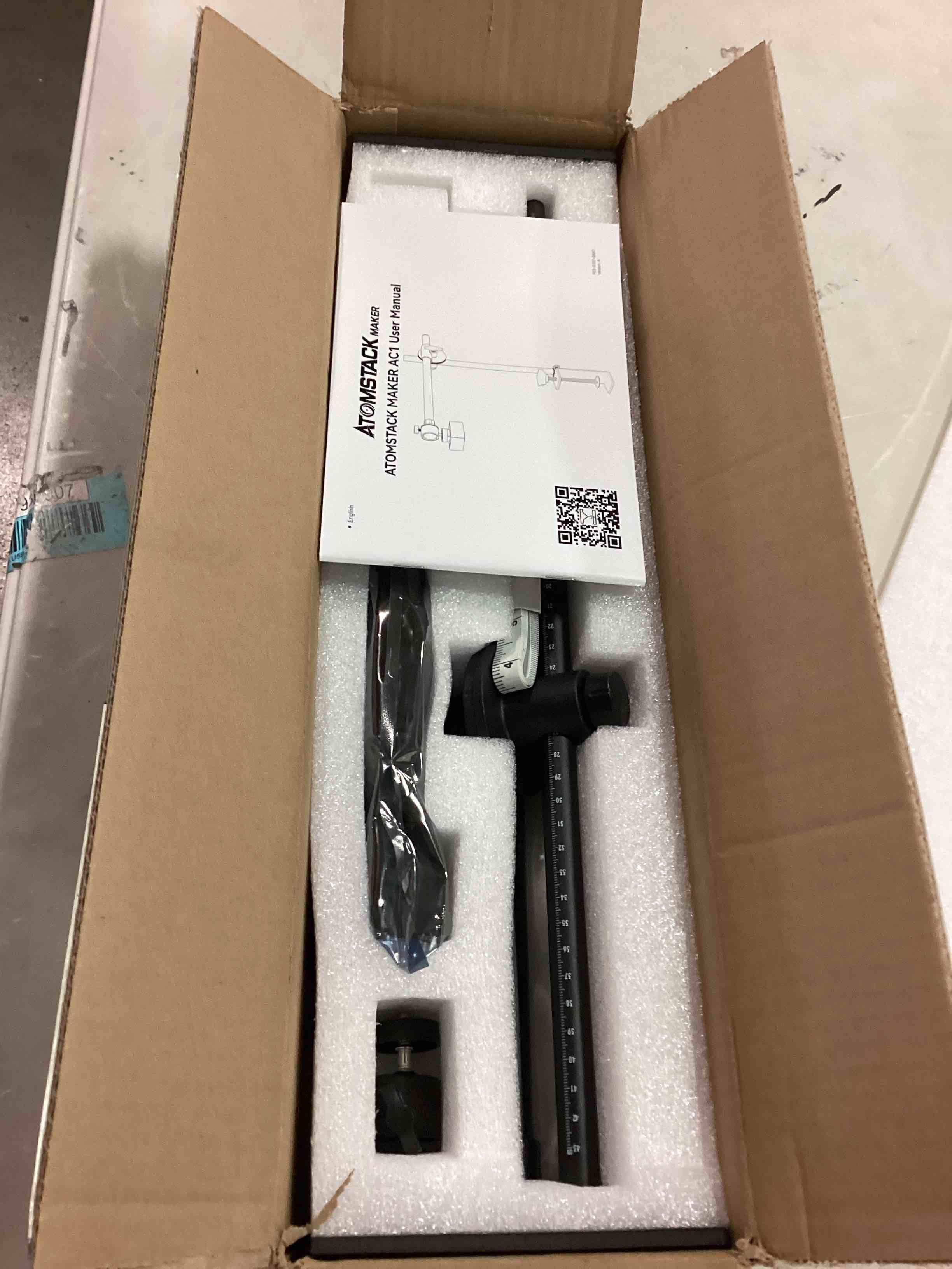 https://s3.amazonaws.com/lotting-images-prod/bidfta/RED6048197_1711637519923.jpeg