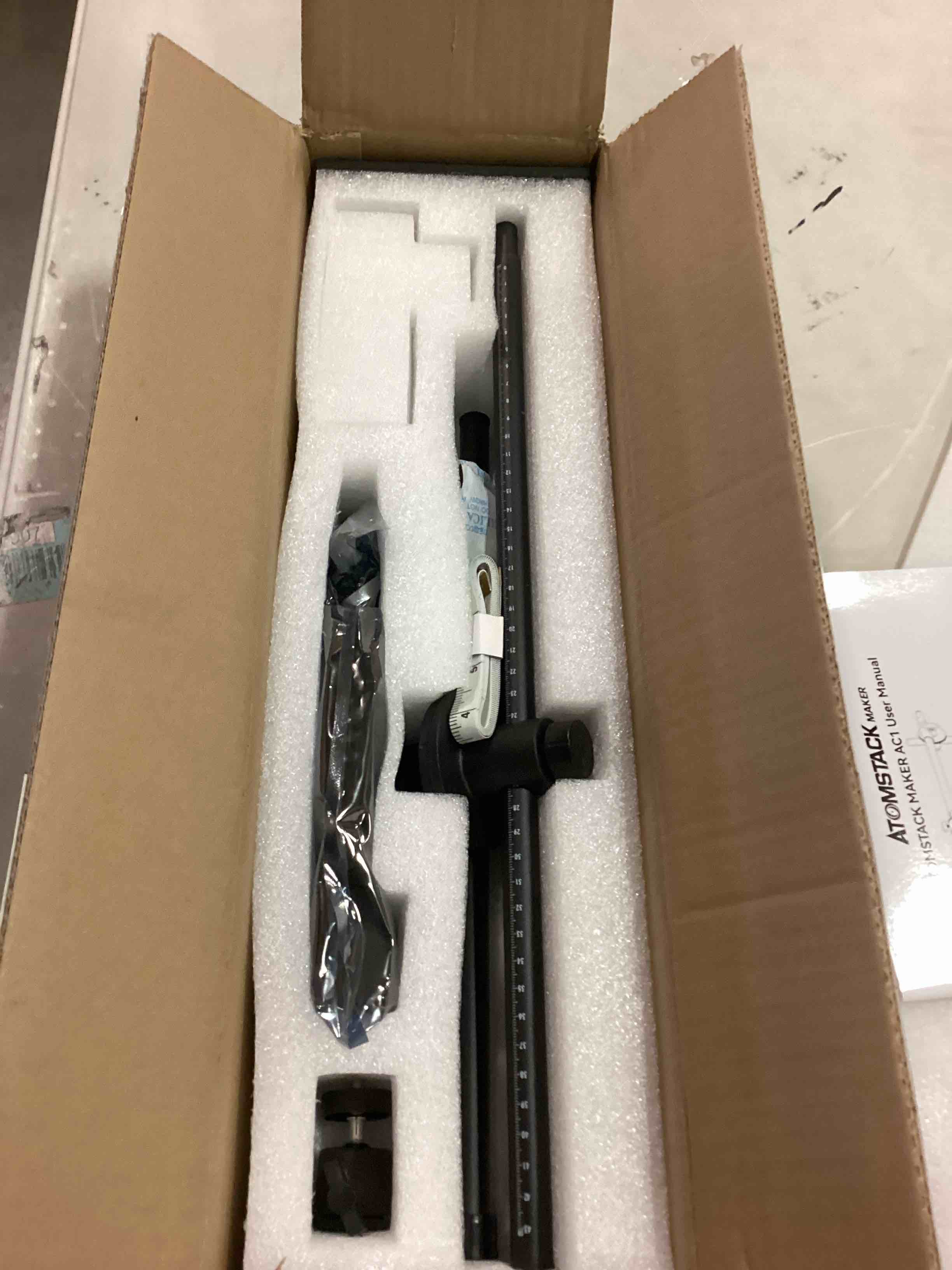 https://s3.amazonaws.com/lotting-images-prod/bidfta/RED6048197_1711637526004.jpeg