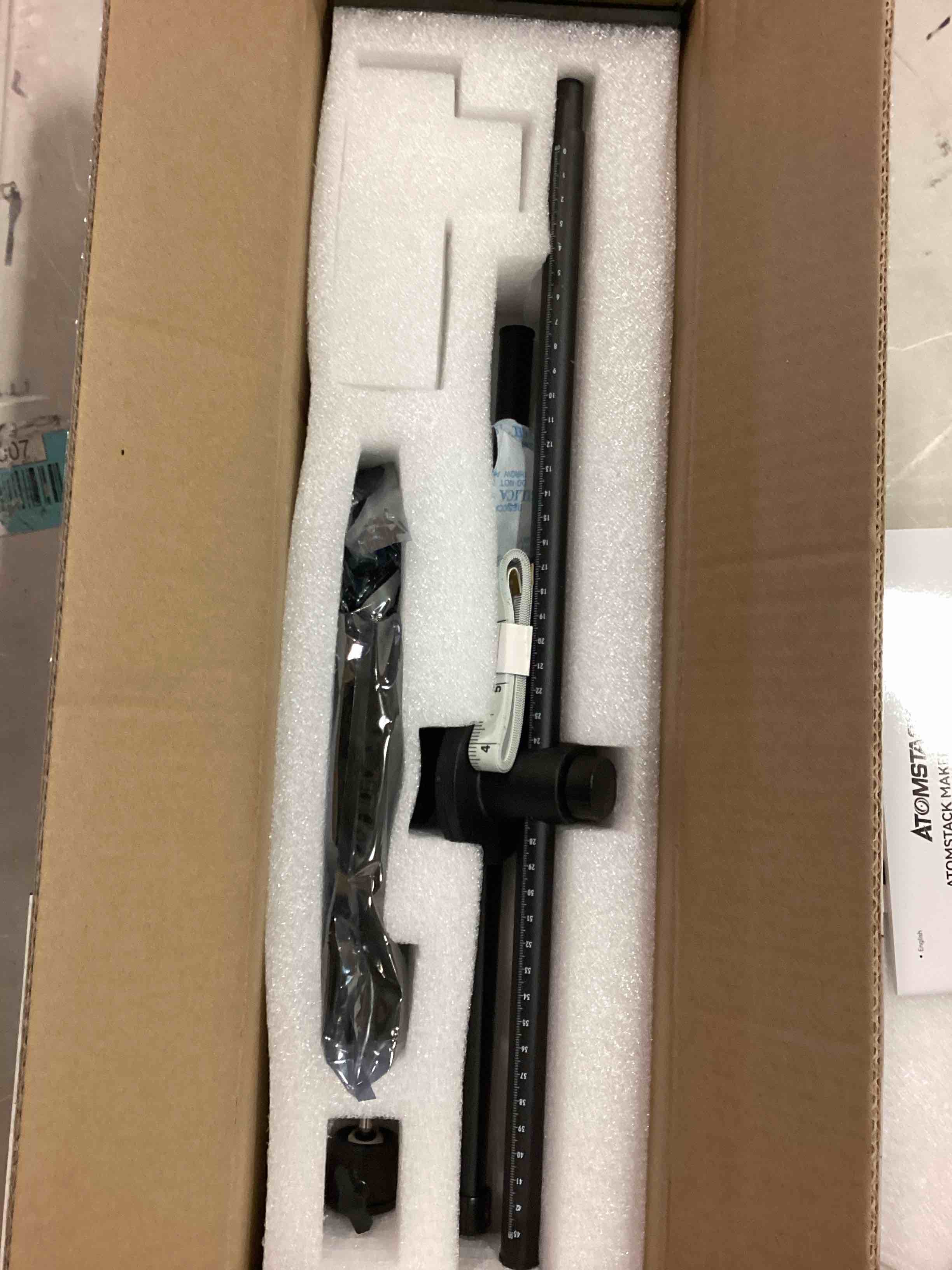 https://s3.amazonaws.com/lotting-images-prod/bidfta/RED6048197_1711637531014.jpeg