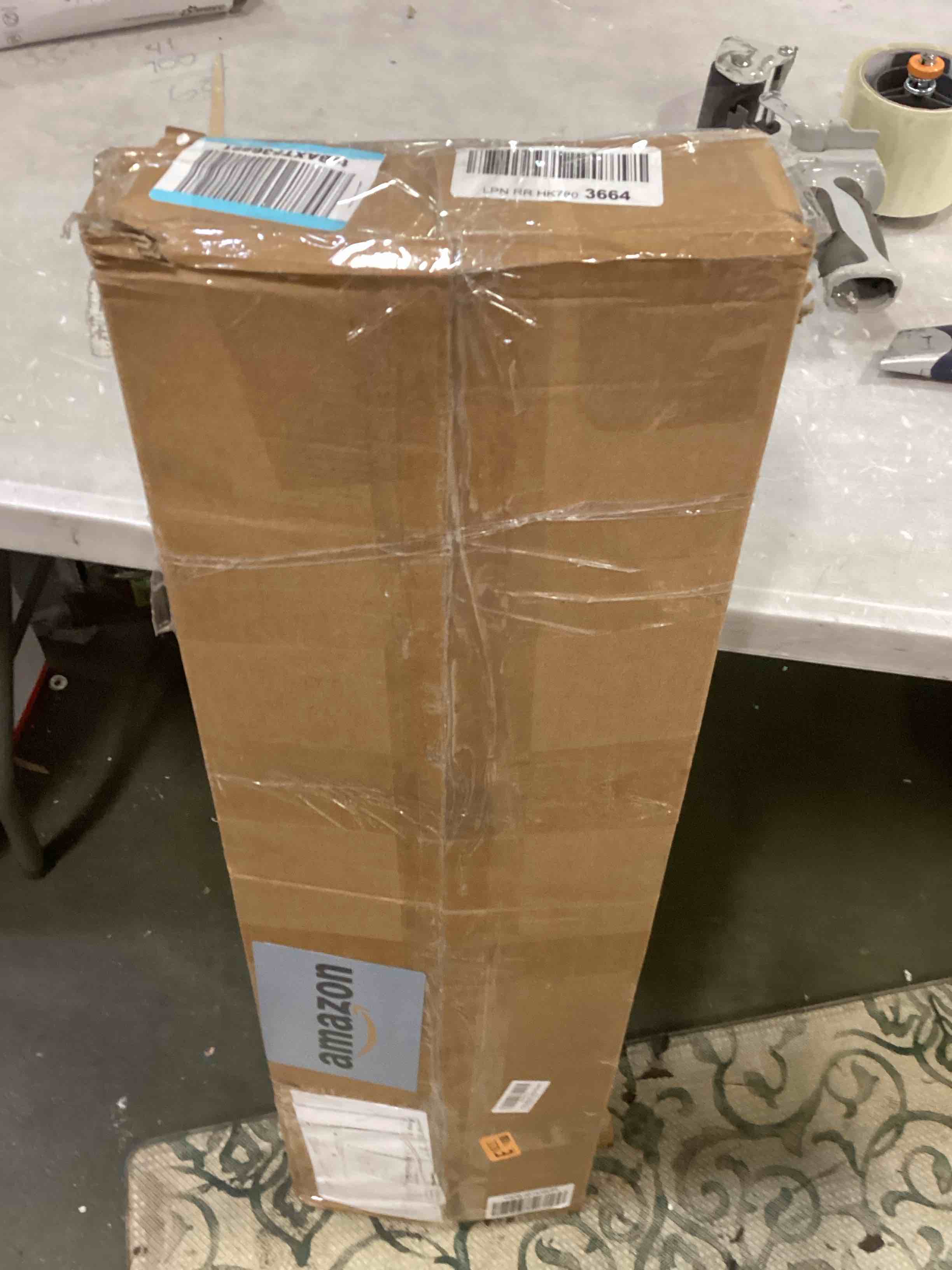 https://s3.amazonaws.com/lotting-images-prod/bidfta/RED6048702_1709827334185.jpeg