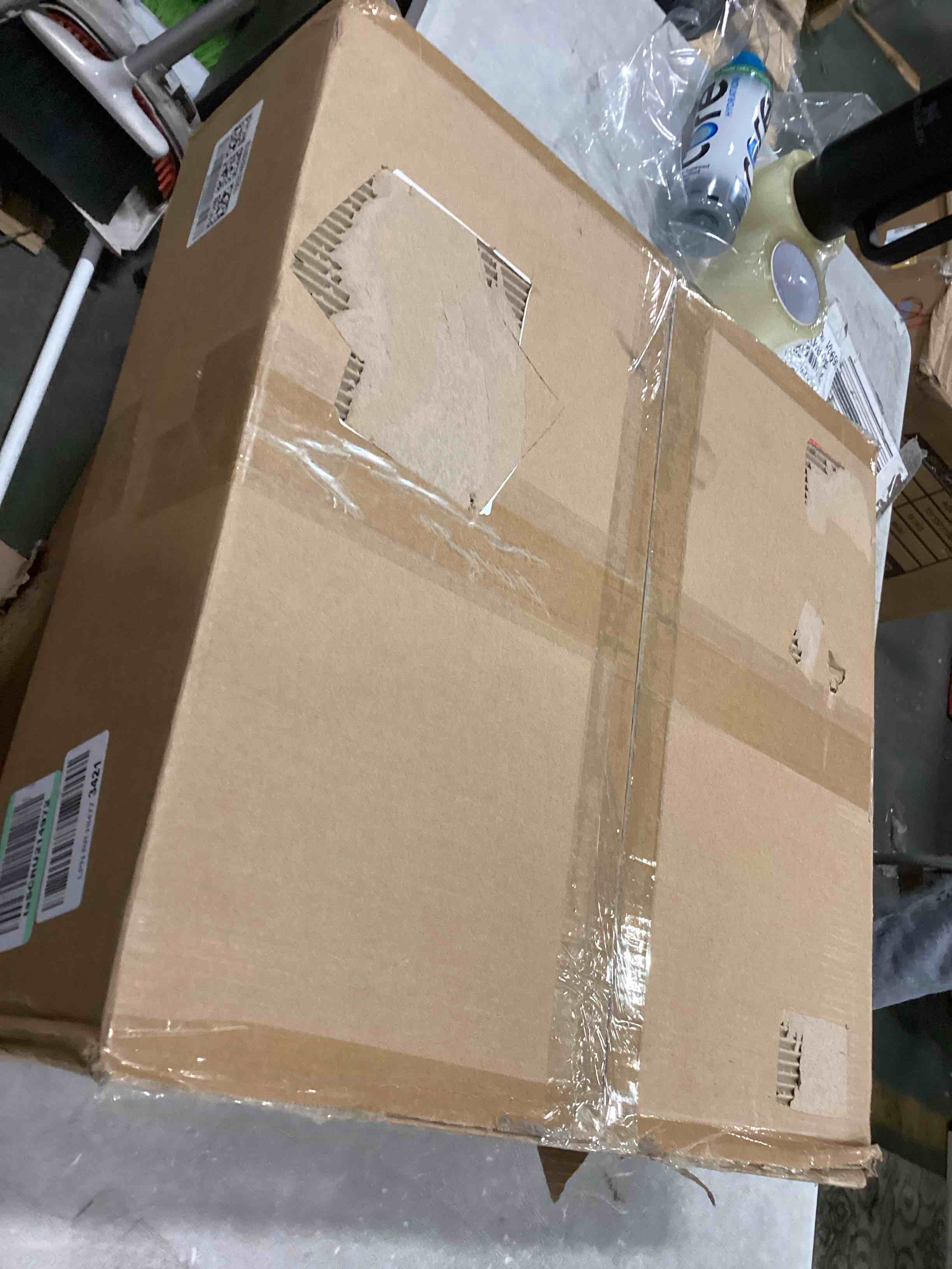 https://s3.amazonaws.com/lotting-images-prod/bidfta/RED6048812_1709900247457.jpeg