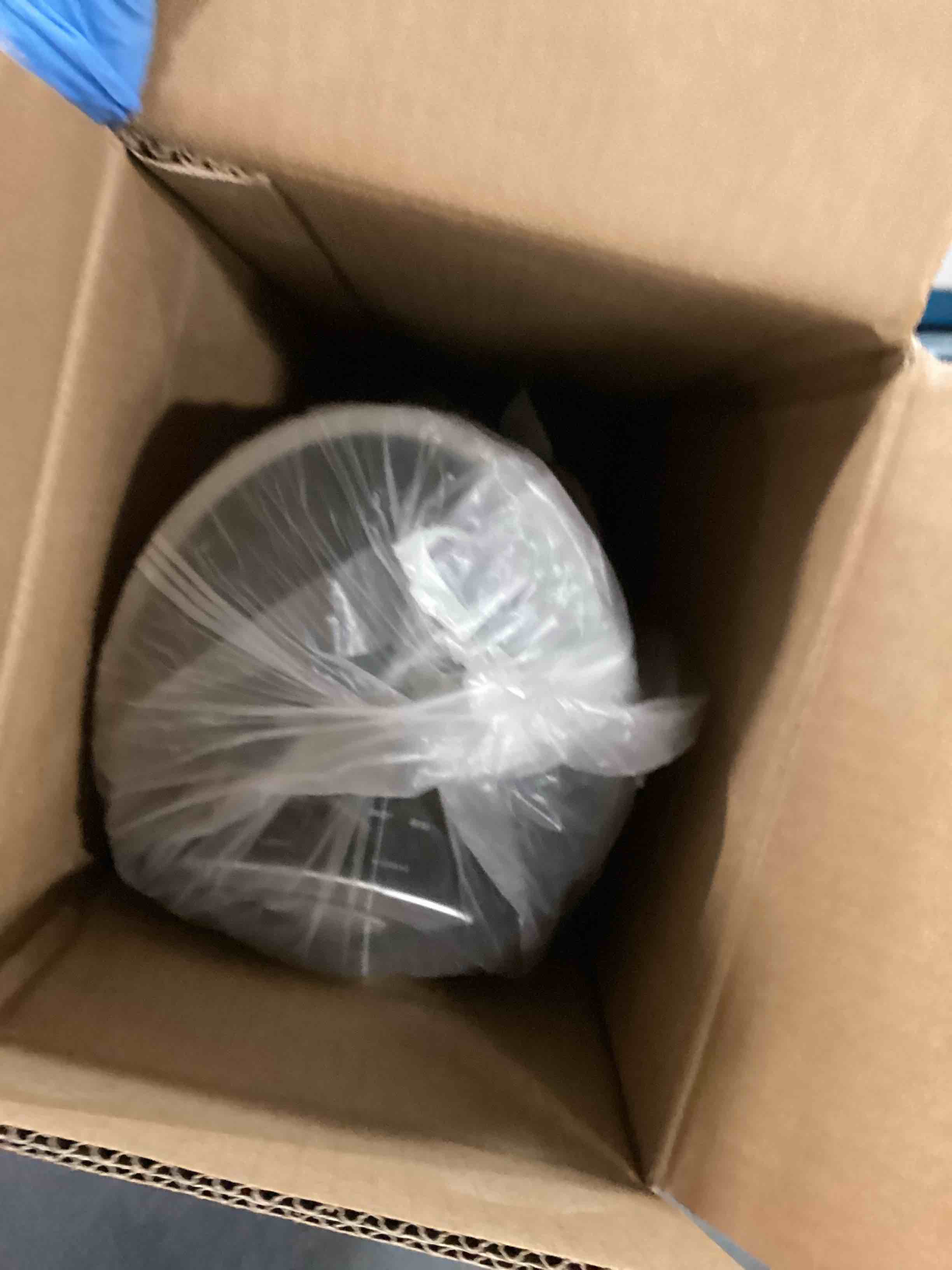 https://s3.amazonaws.com/lotting-images-prod/bidfta/RED6049084_1710155926252.jpeg