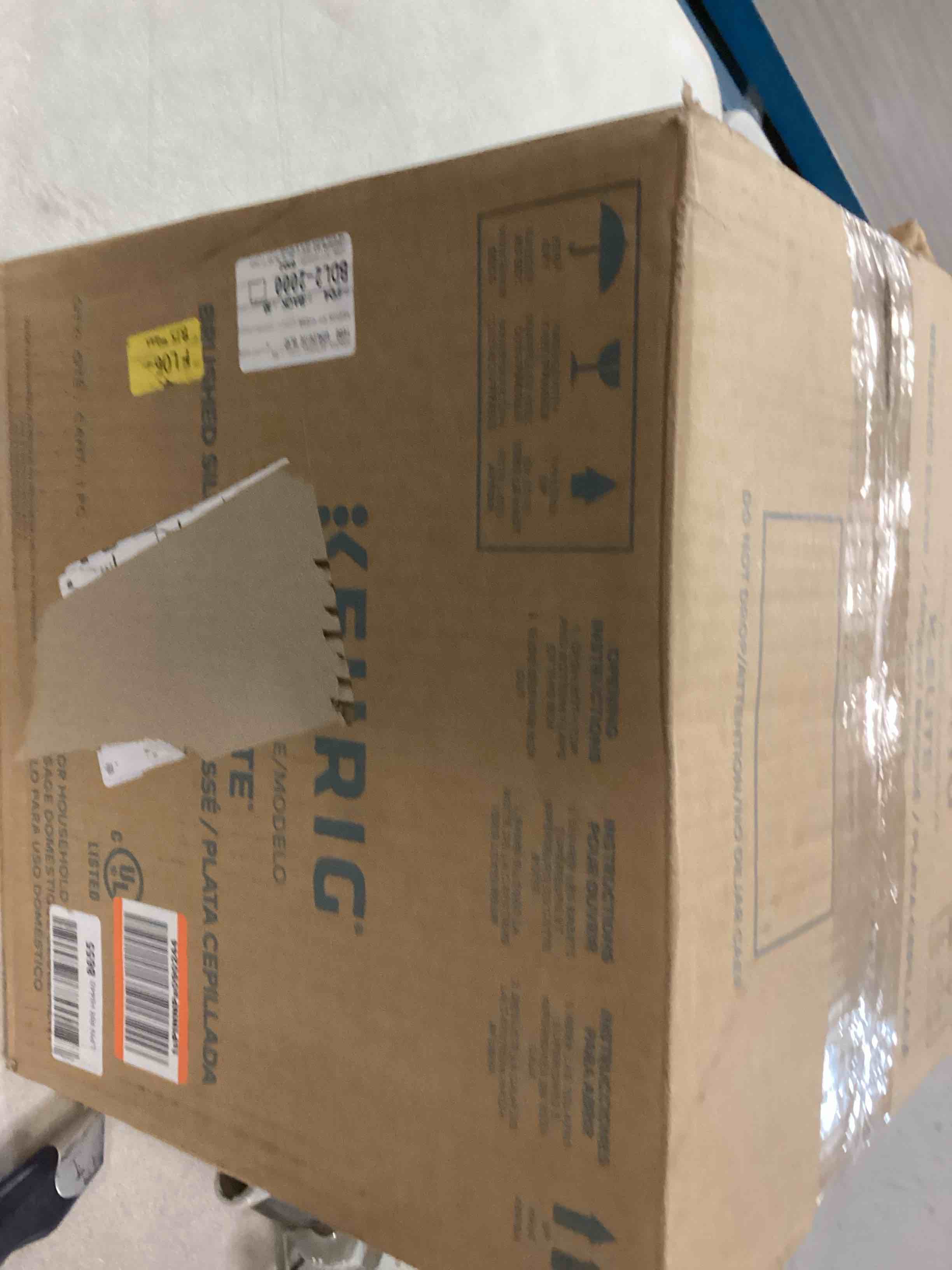 https://s3.amazonaws.com/lotting-images-prod/bidfta/RED6049340_1710247514894.jpeg