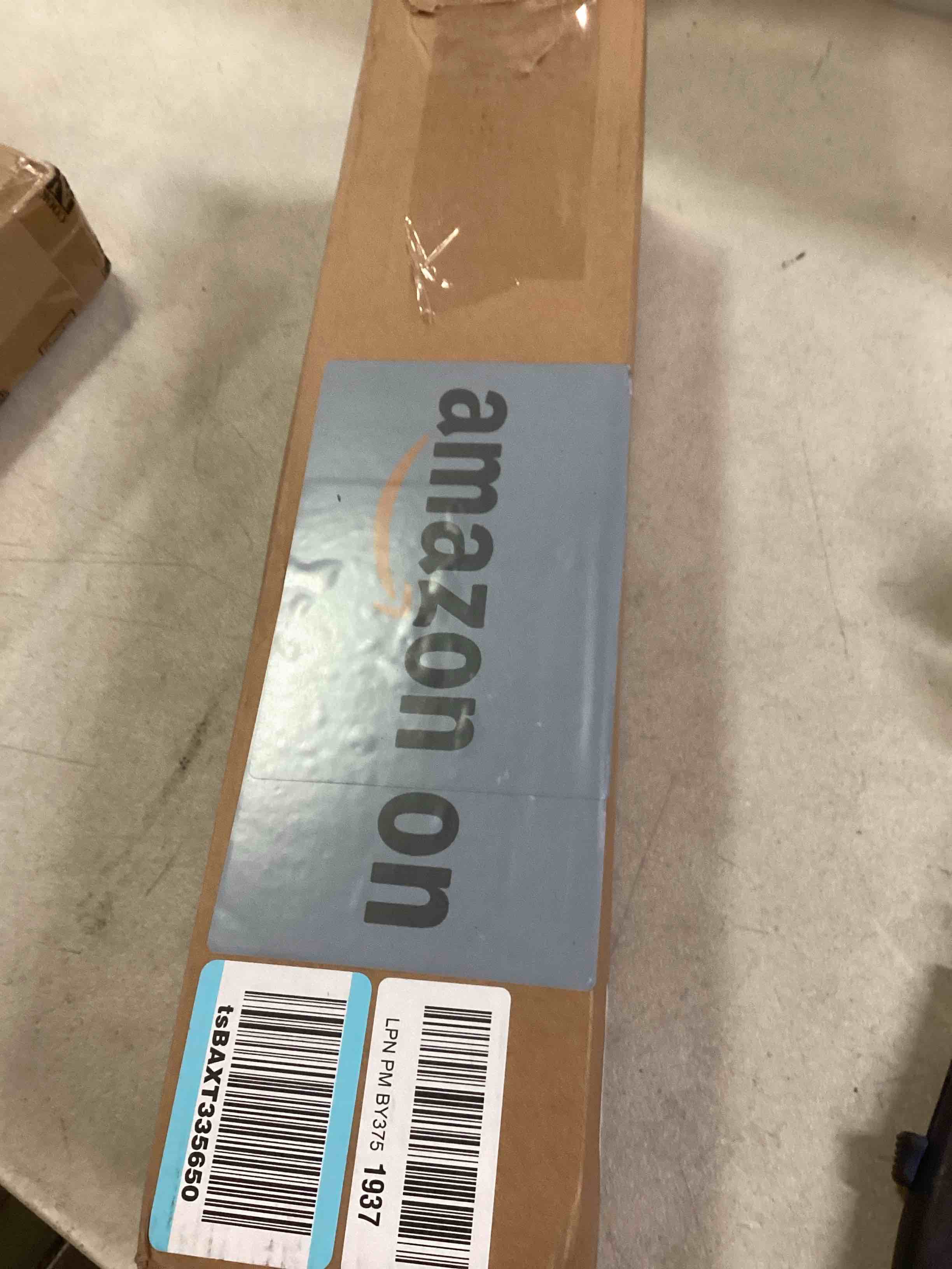 https://s3.amazonaws.com/lotting-images-prod/bidfta/RED6049445_1710260006462.jpeg