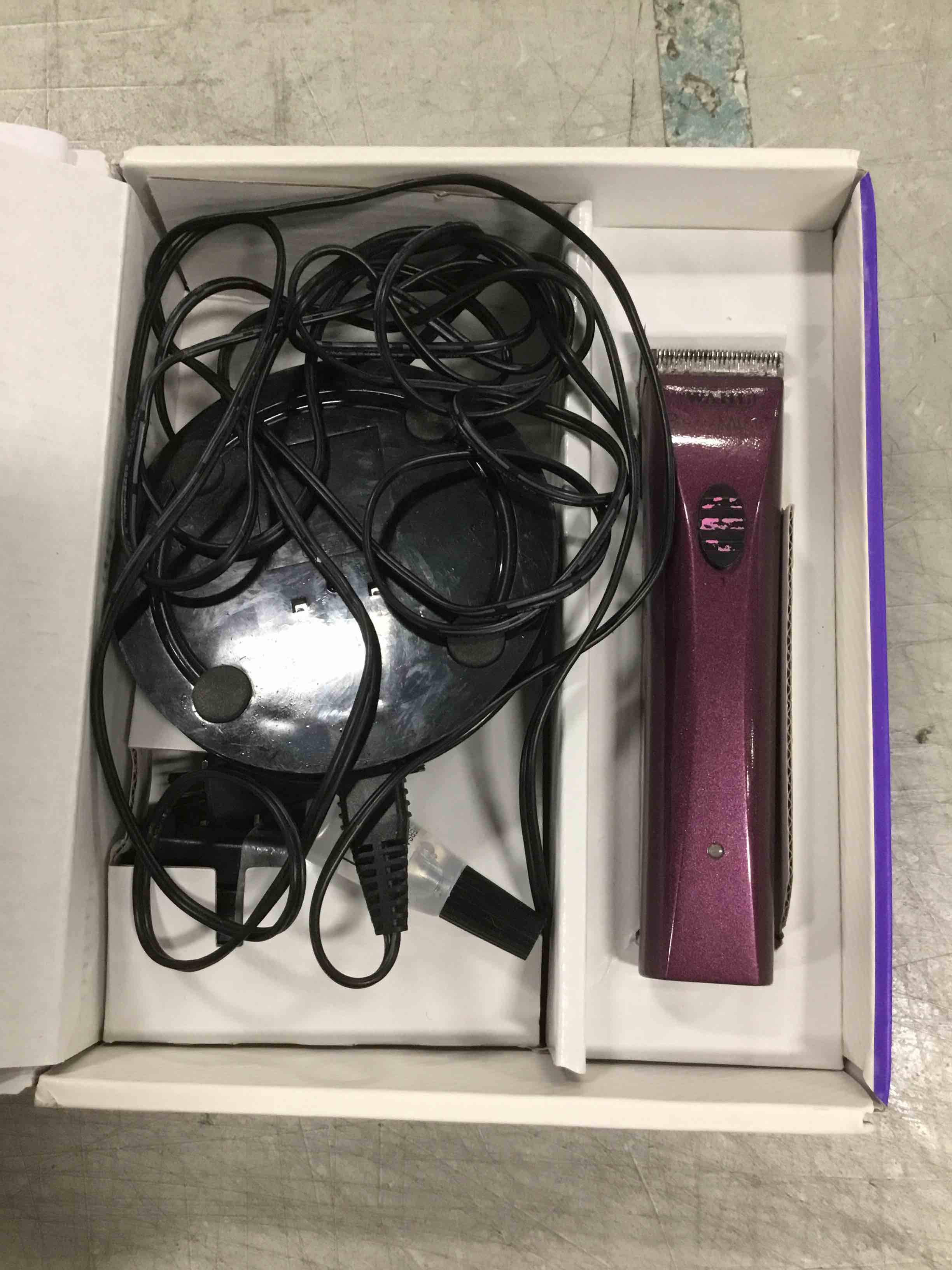 https://s3.amazonaws.com/lotting-images-prod/bidfta/RED6050478_1709728214433.jpeg