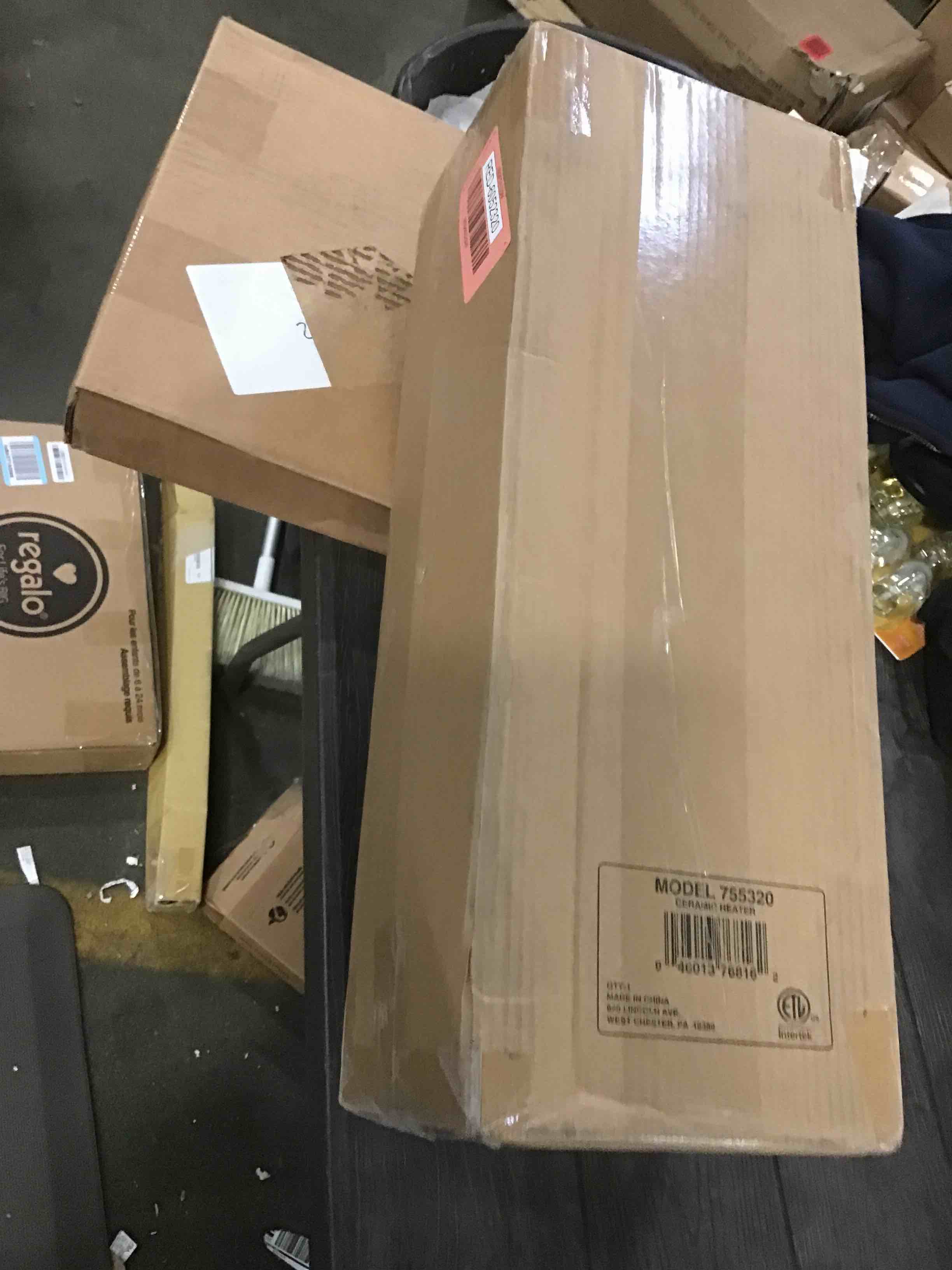 https://s3.amazonaws.com/lotting-images-prod/bidfta/RED6052320_1710442115524.jpeg