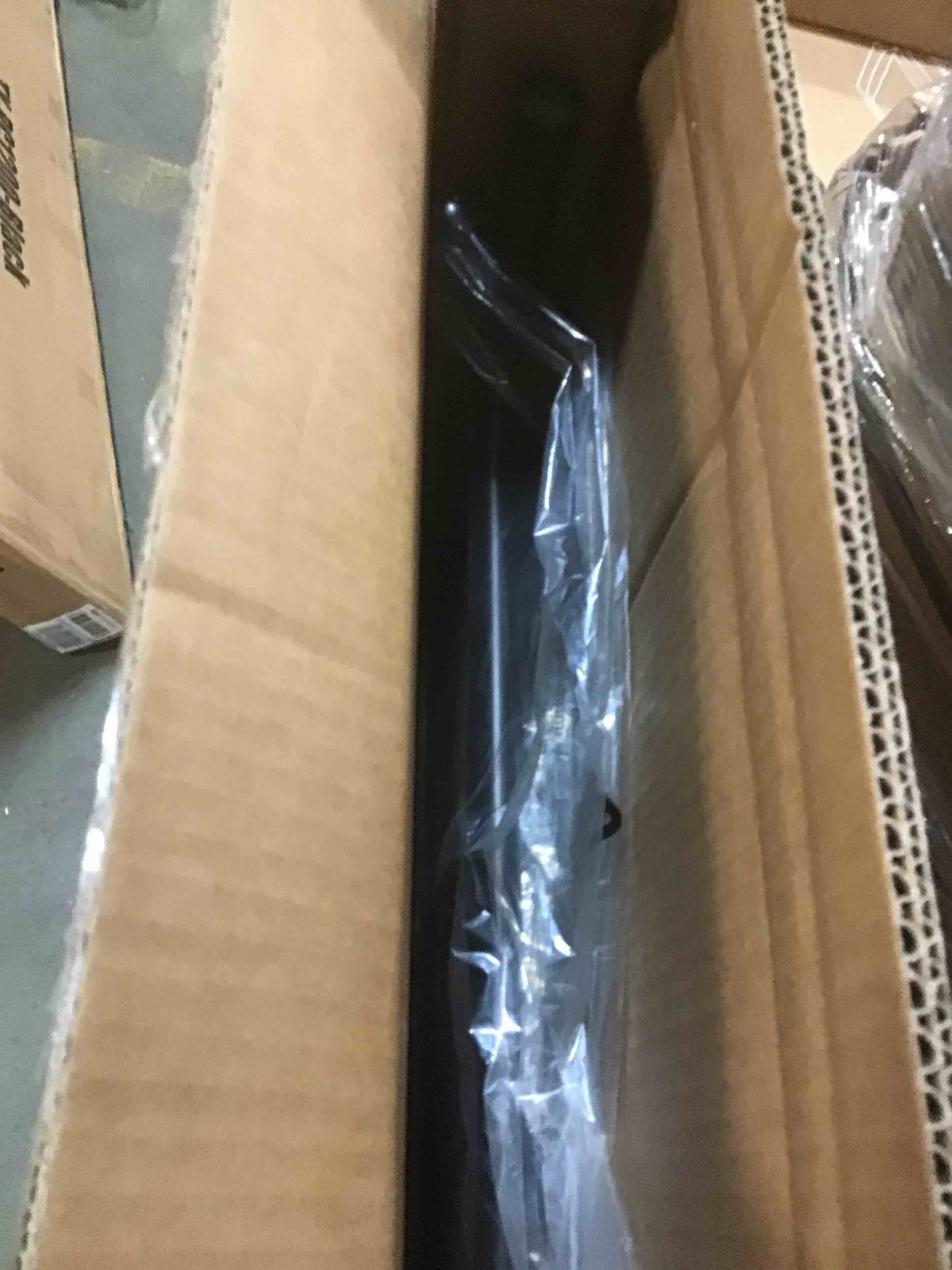 https://s3.amazonaws.com/lotting-images-prod/bidfta/RED6052770_1710849619621.jpeg
