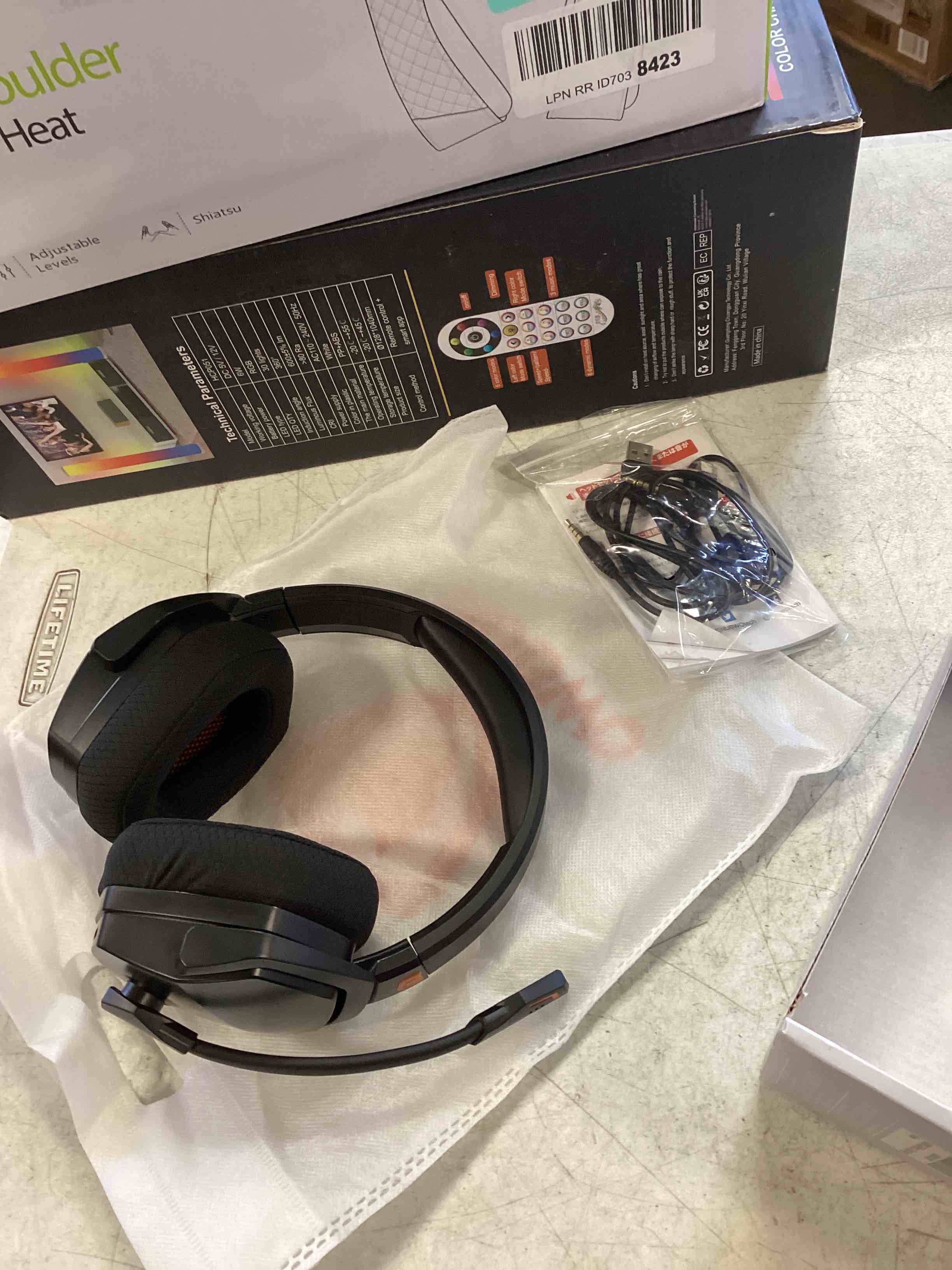 https://s3.amazonaws.com/lotting-images-prod/bidfta/RED6054834_1710257684810.jpeg