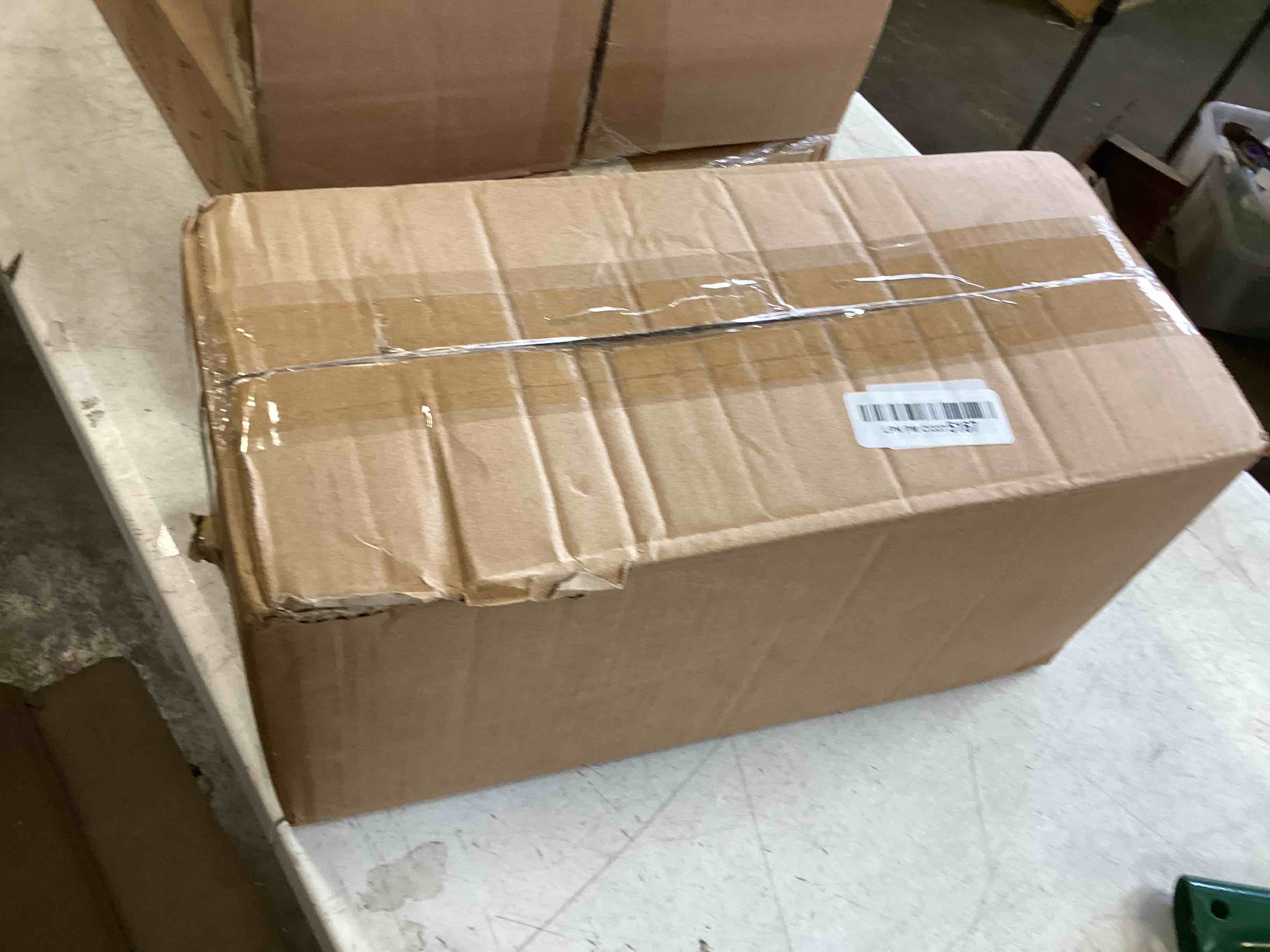 https://s3.amazonaws.com/lotting-images-prod/bidfta/RED6054858_1710265502006.jpeg
