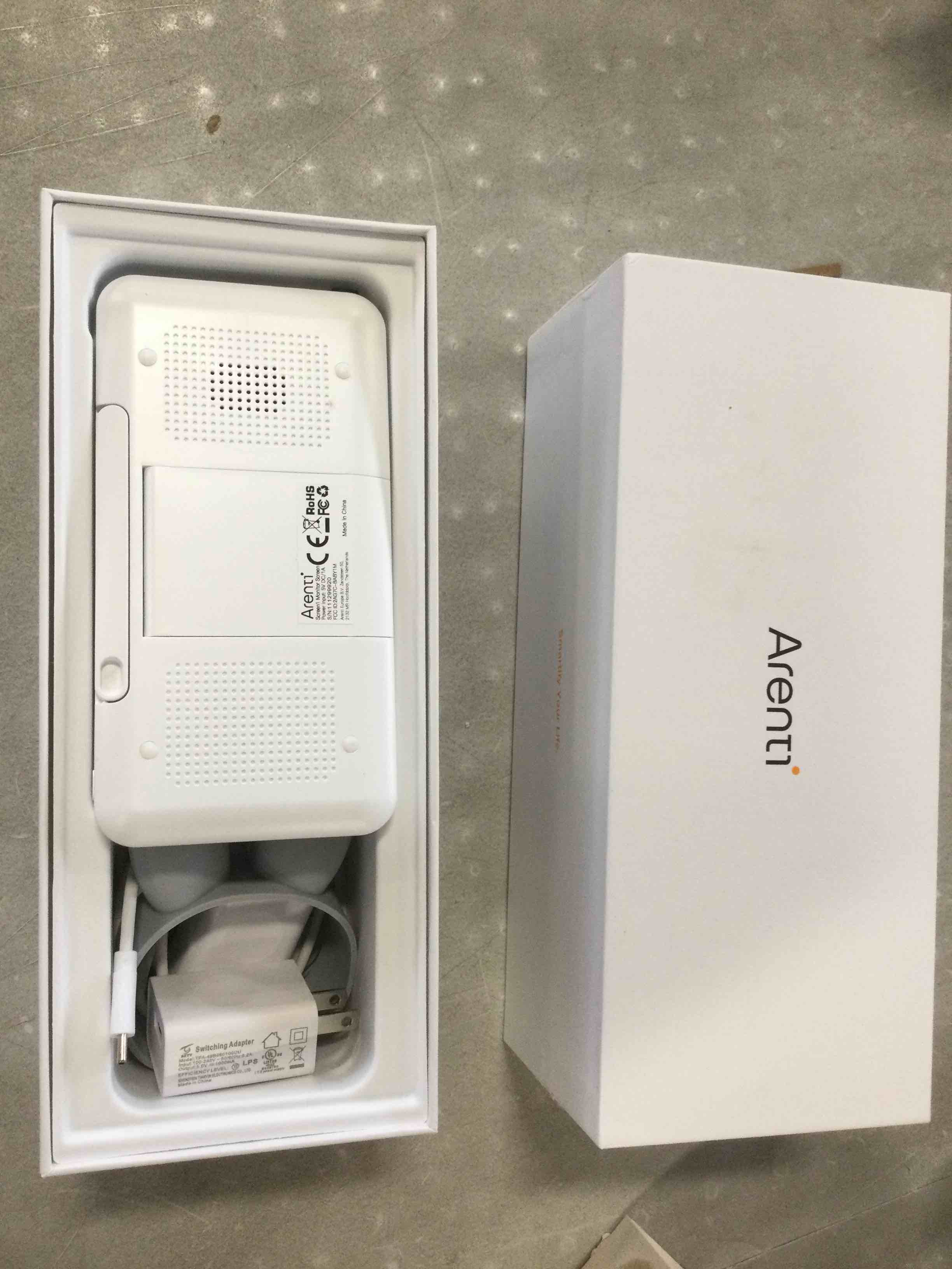 https://s3.amazonaws.com/lotting-images-prod/bidfta/RED6055080_1711554926155.jpeg
