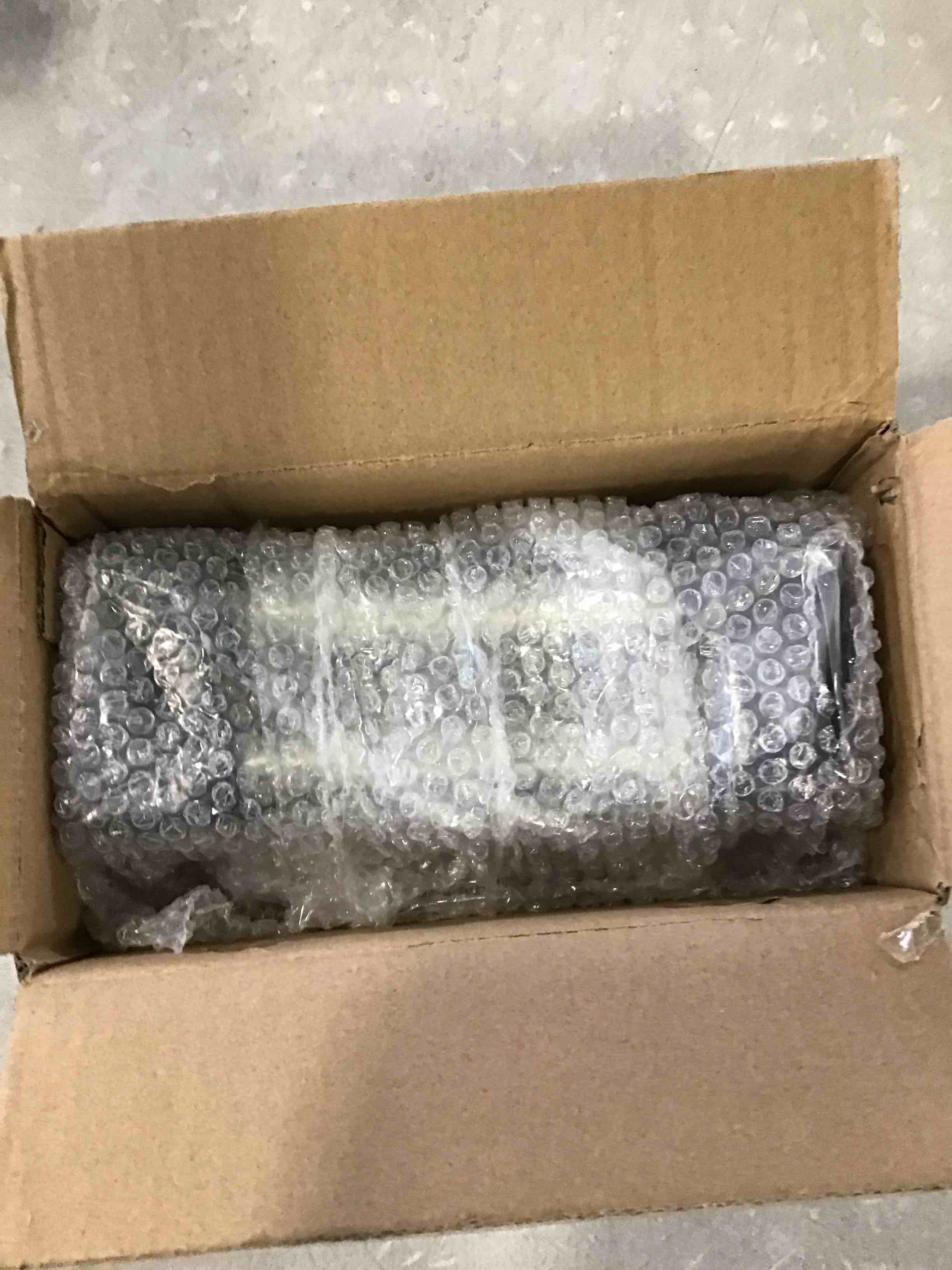 https://s3.amazonaws.com/lotting-images-prod/bidfta/RED6055103_1711560007949.jpeg