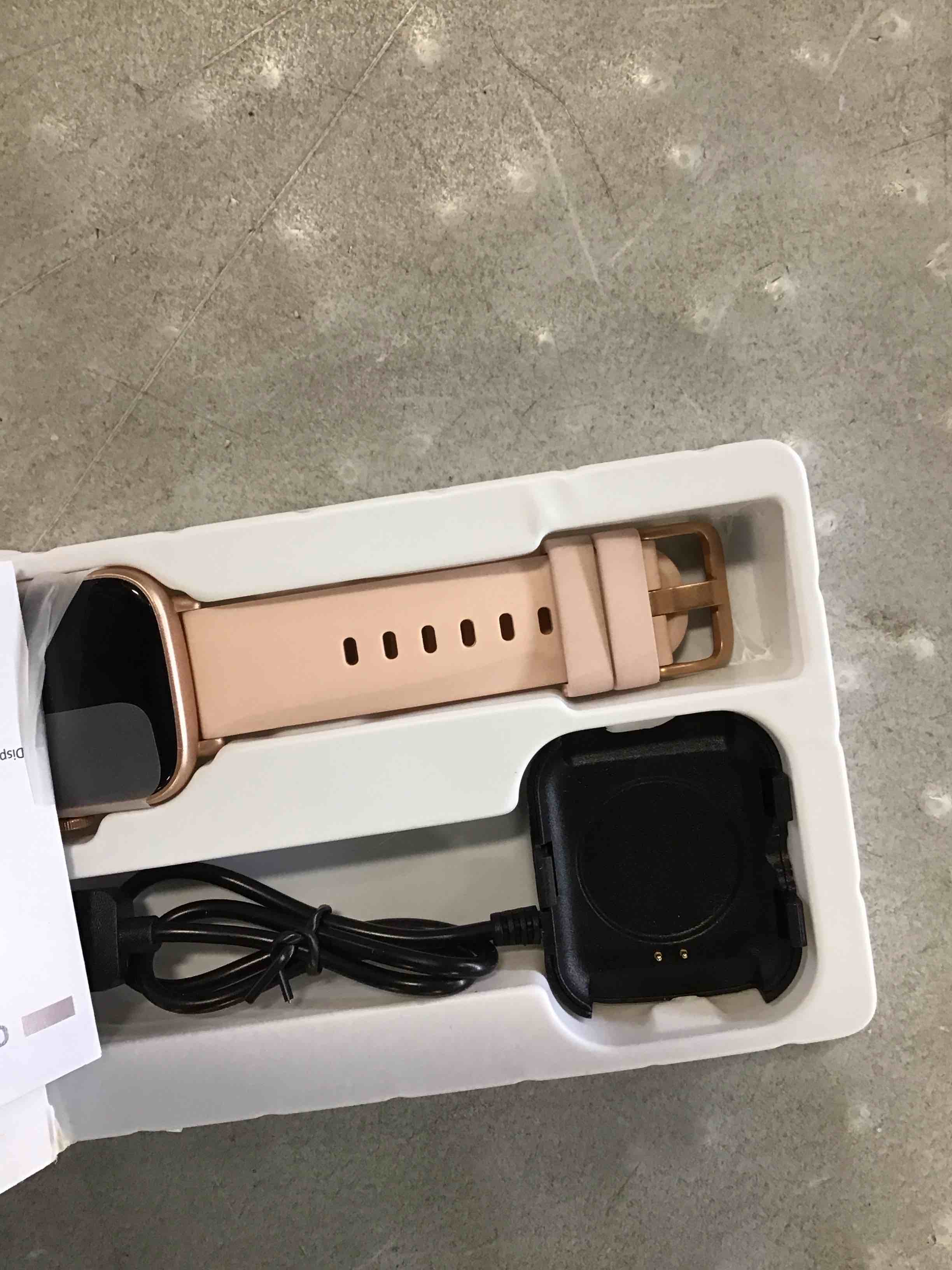 https://s3.amazonaws.com/lotting-images-prod/bidfta/RED6055182_1711568862020.jpeg