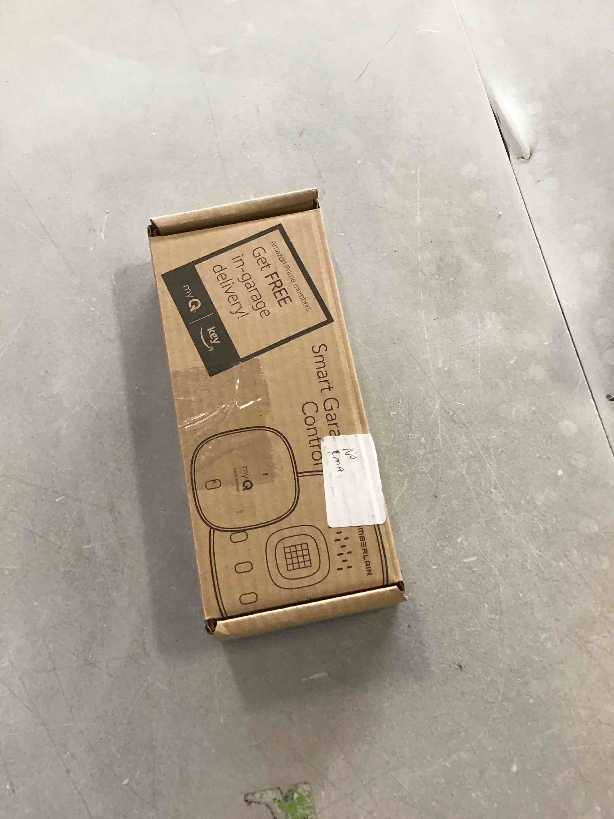 https://s3.amazonaws.com/lotting-images-prod/bidfta/RED6055474_1712581055403.jpeg