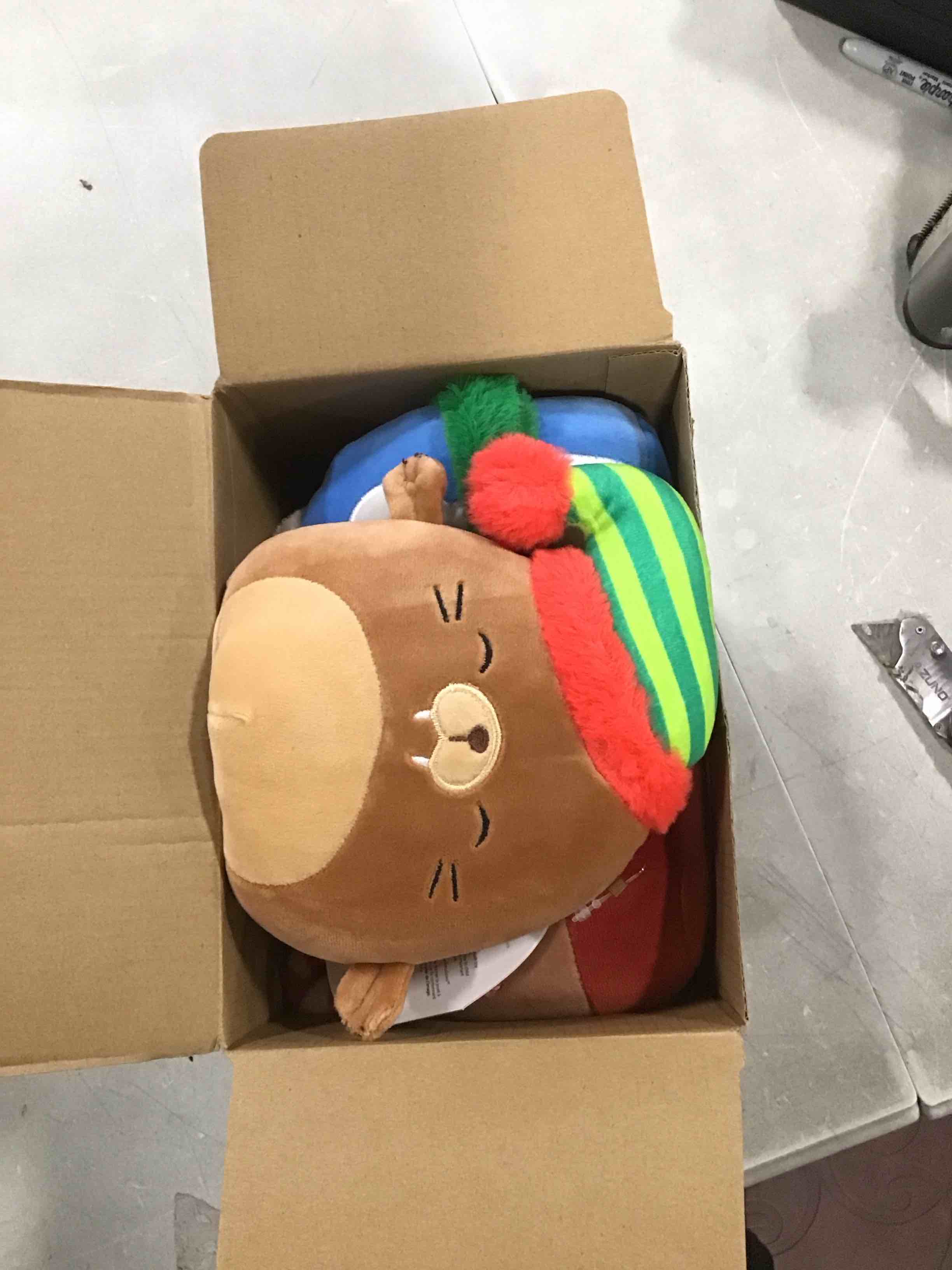 https://s3.amazonaws.com/lotting-images-prod/bidfta/RED6055802_1712666469403.jpeg