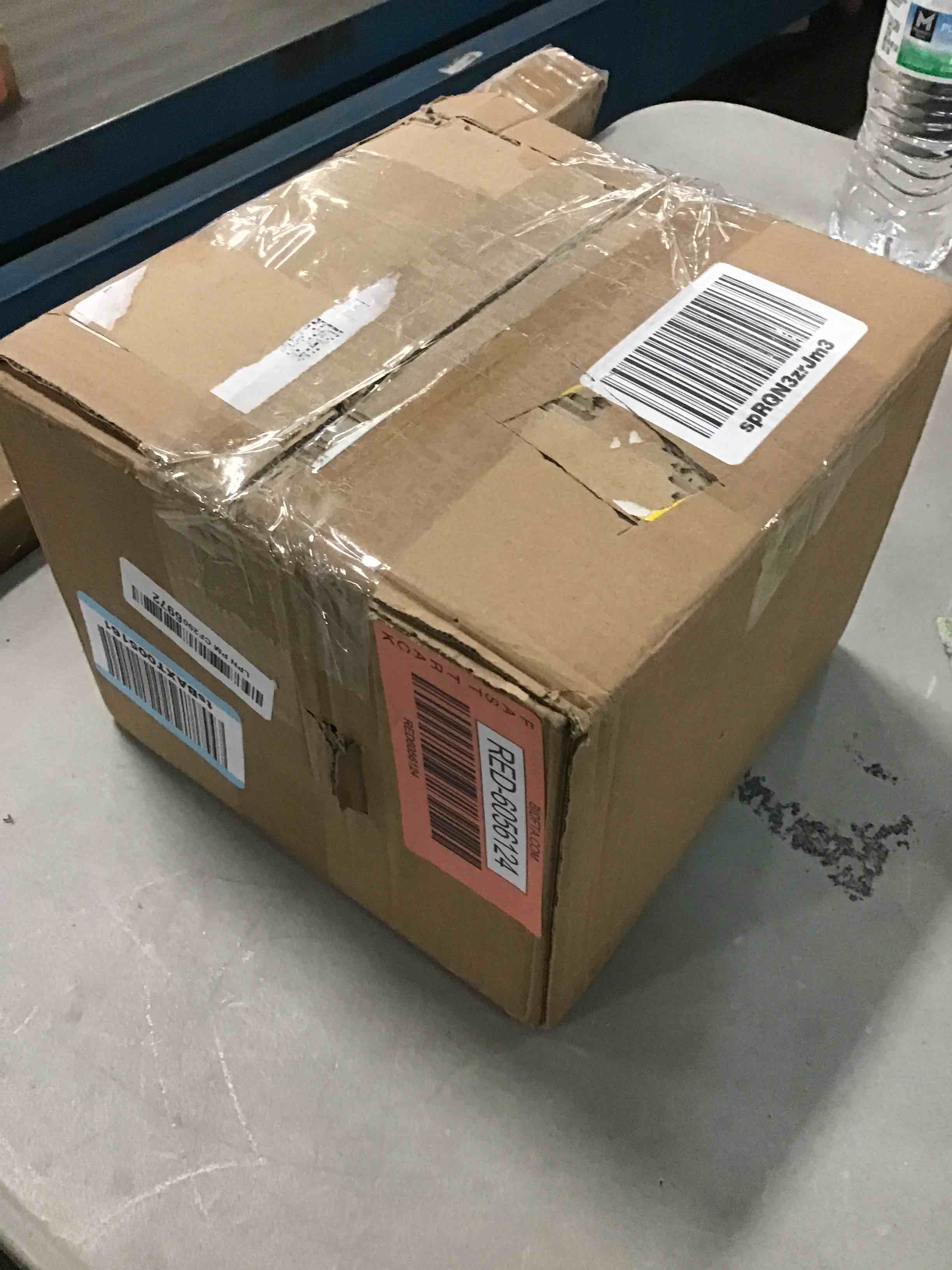 https://s3.amazonaws.com/lotting-images-prod/bidfta/RED6056124_1711196891399.jpeg
