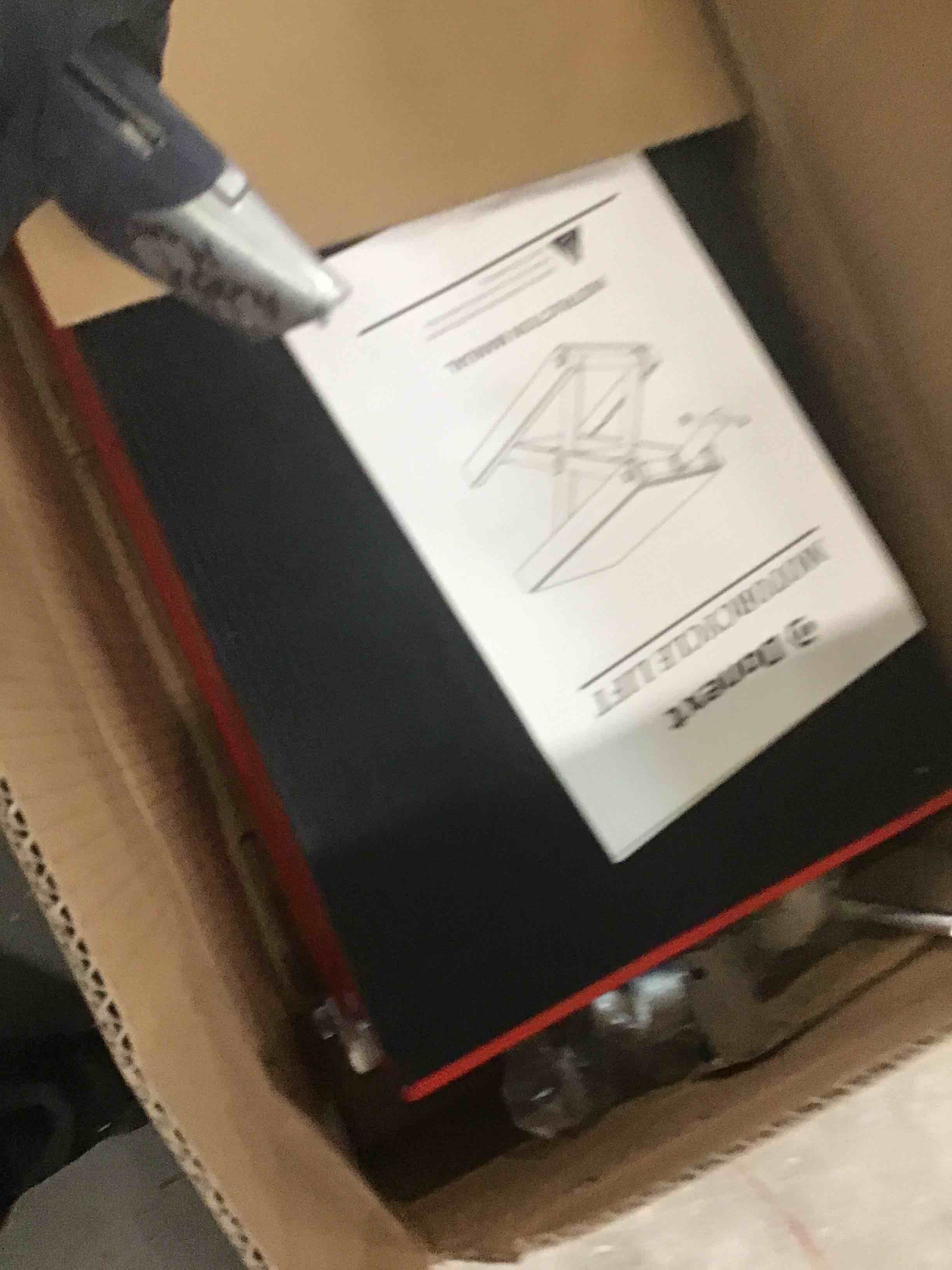 https://s3.amazonaws.com/lotting-images-prod/bidfta/RED6056324_1711380470331.jpeg