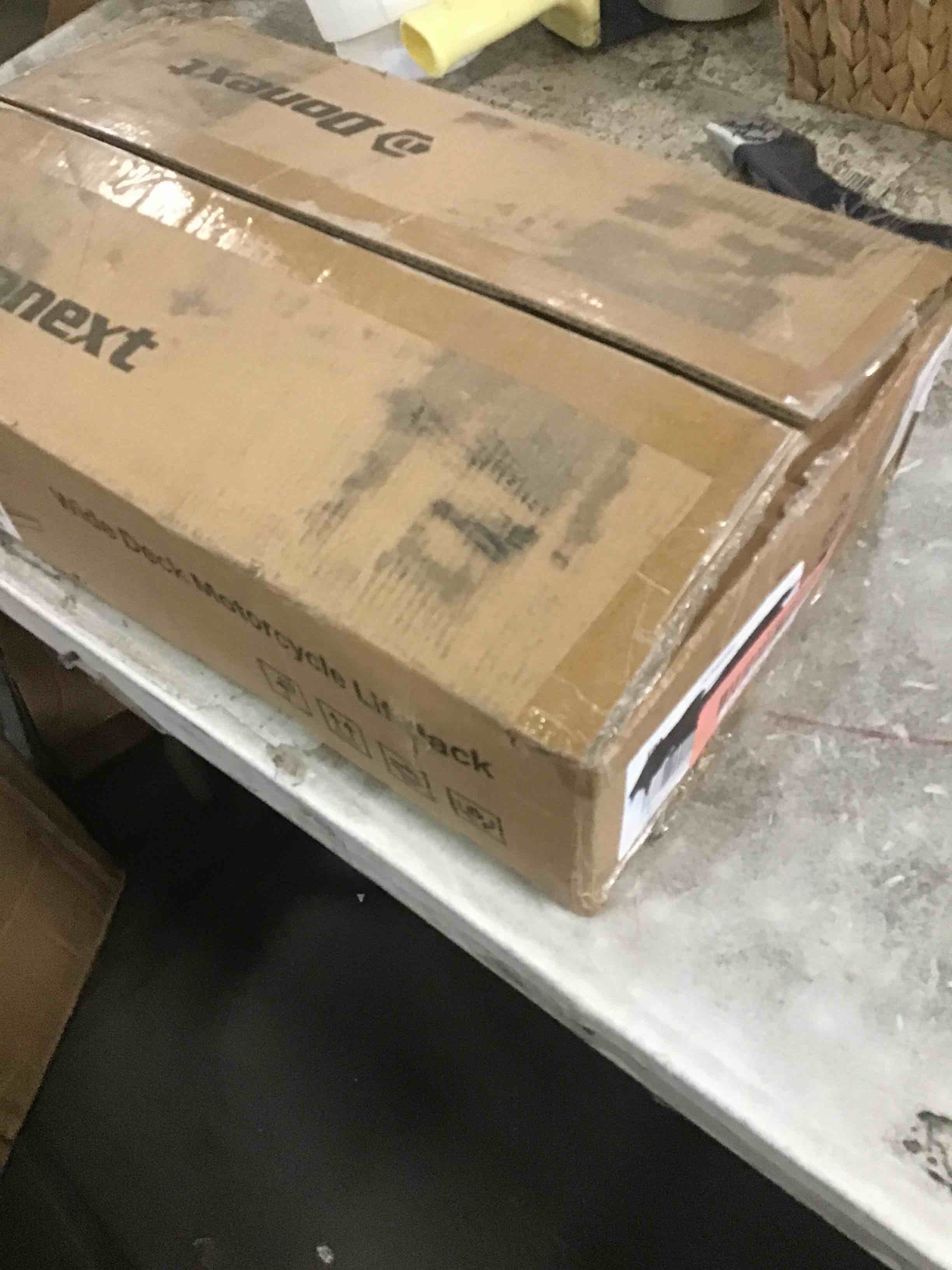 https://s3.amazonaws.com/lotting-images-prod/bidfta/RED6056324_1711380490900.jpeg