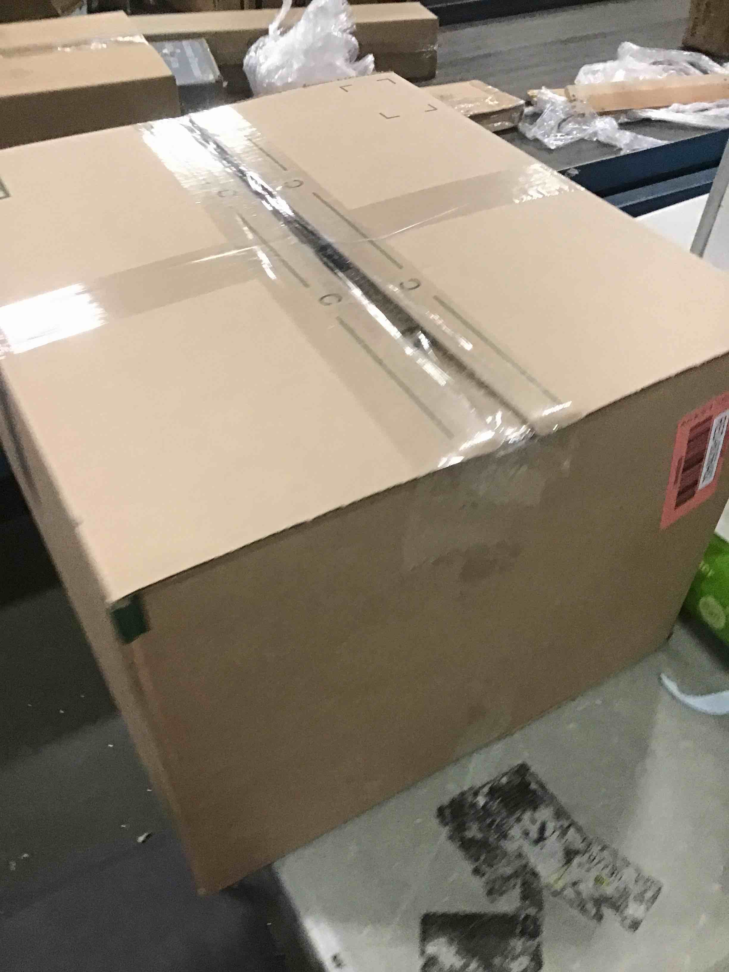 https://s3.amazonaws.com/lotting-images-prod/bidfta/RED6056482_1711458878924.jpeg