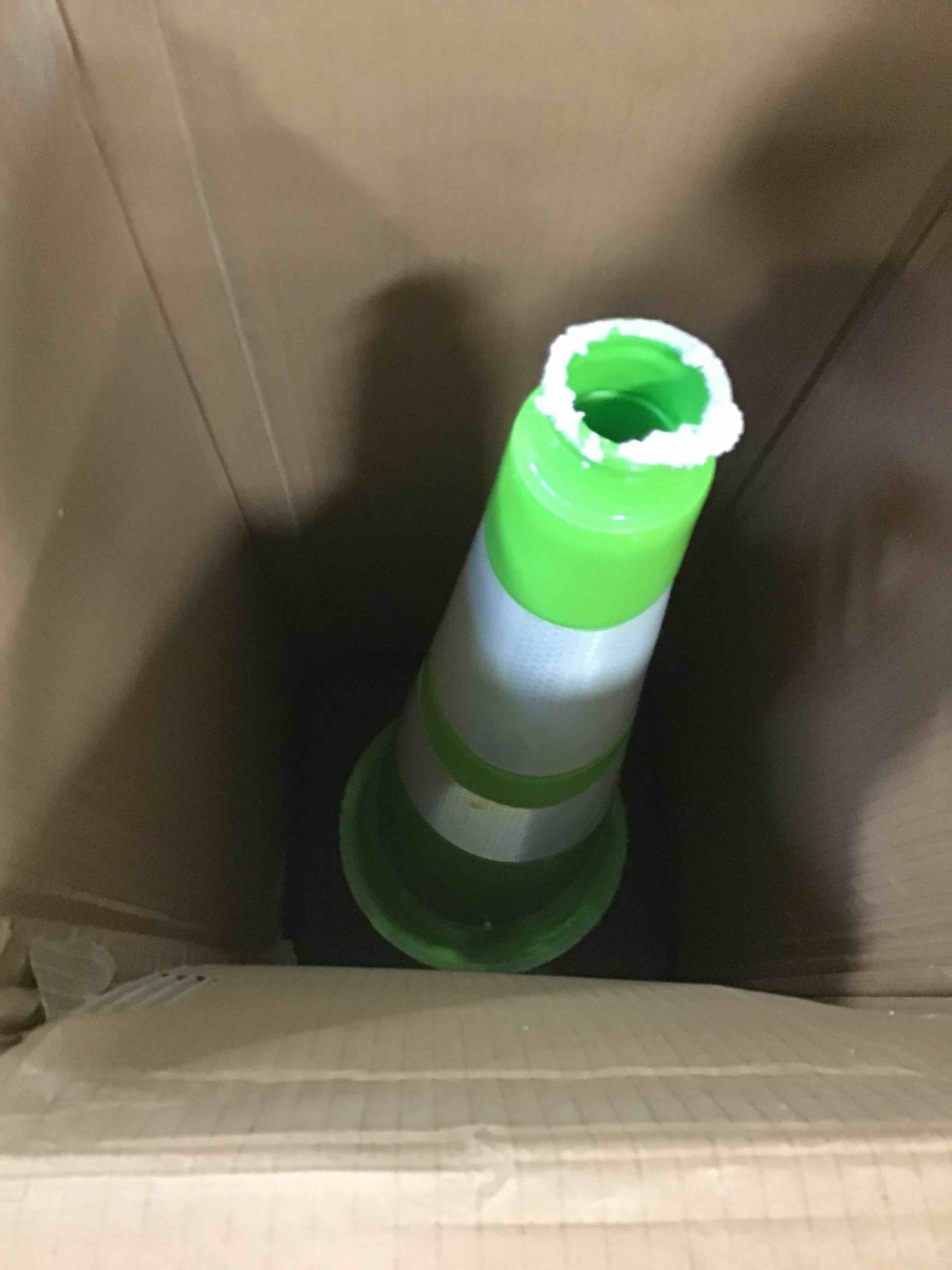 https://s3.amazonaws.com/lotting-images-prod/bidfta/RED6056742_1711555647927.jpeg
