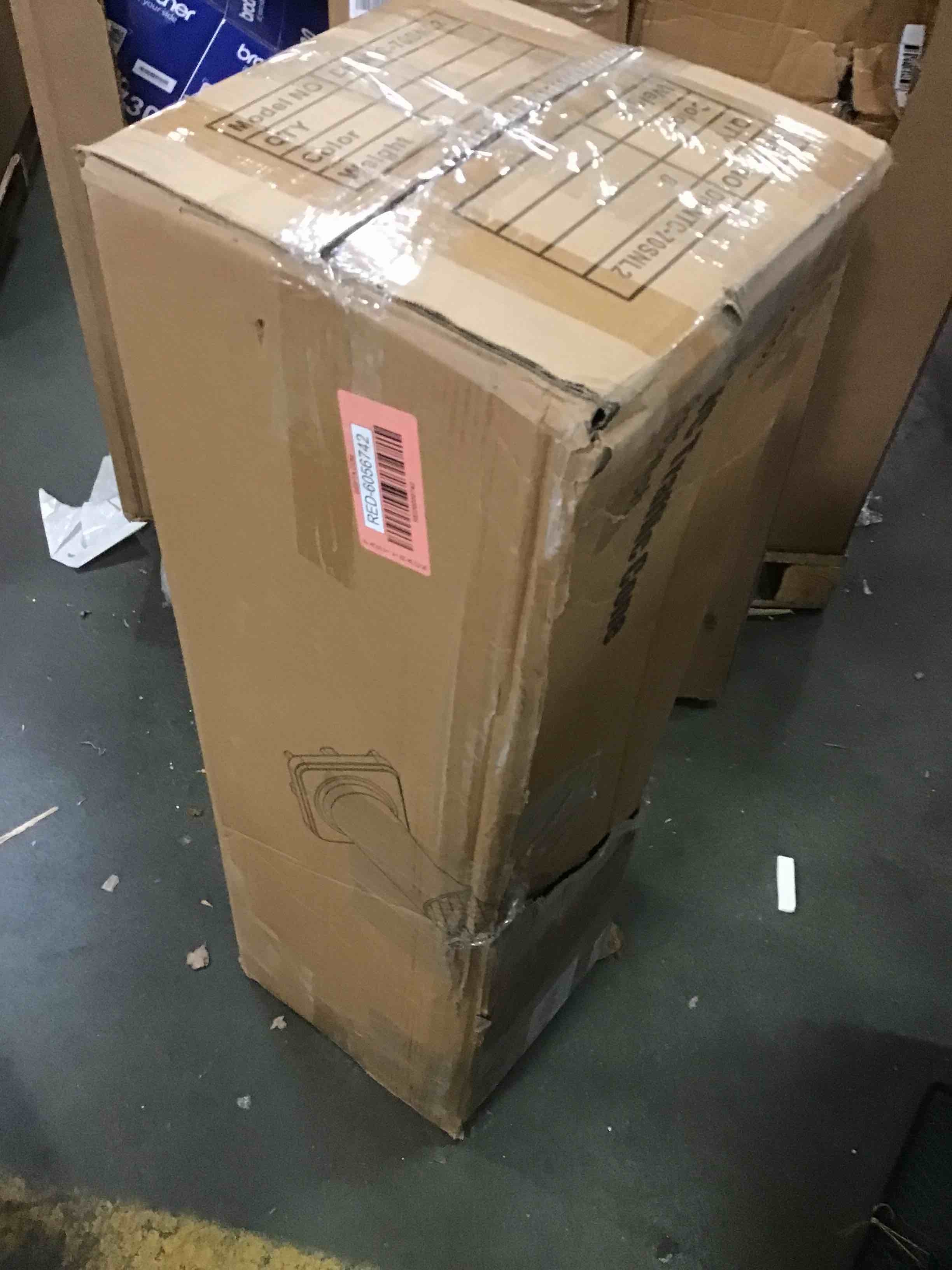 https://s3.amazonaws.com/lotting-images-prod/bidfta/RED6056742_1711555672857.jpeg
