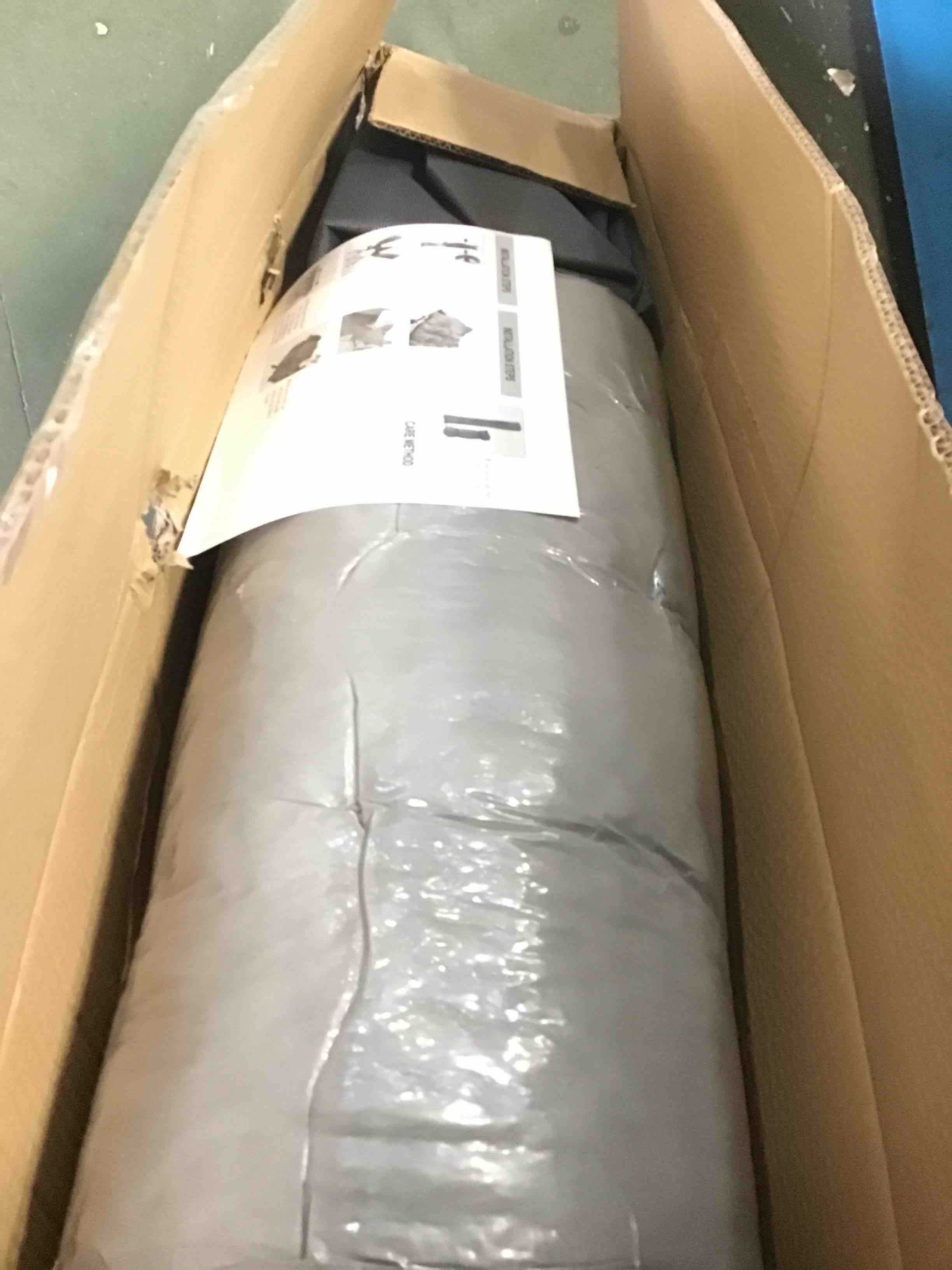 https://s3.amazonaws.com/lotting-images-prod/bidfta/RED6057014_1711649691917.jpeg
