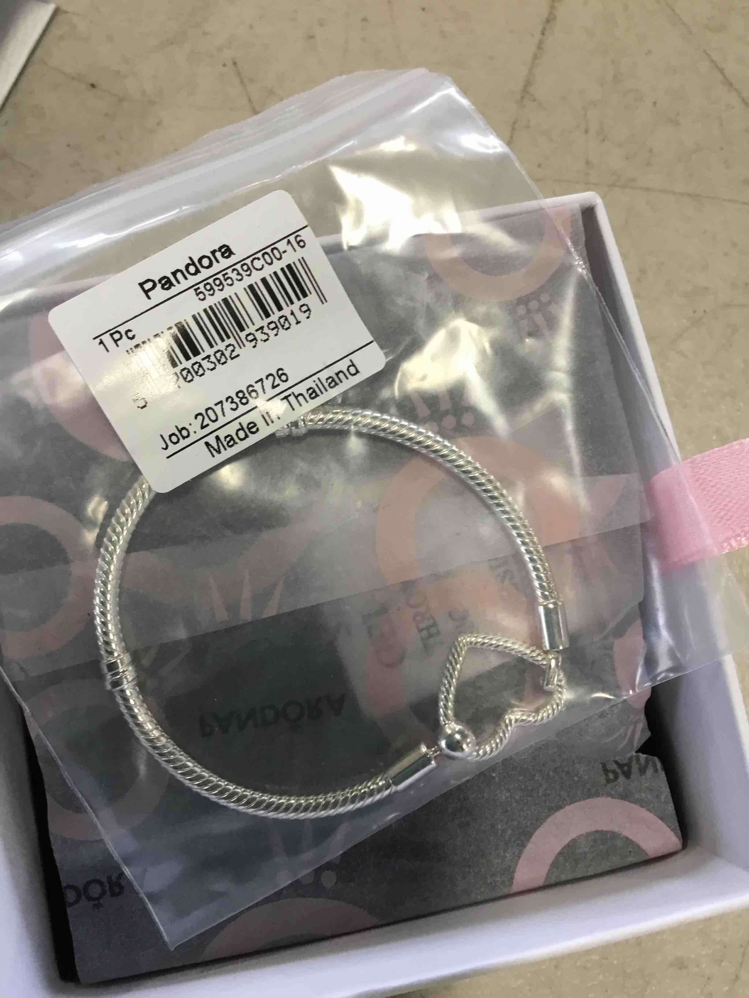 https://s3.amazonaws.com/lotting-images-prod/bidfta/RED6057759_1711484250925.jpeg