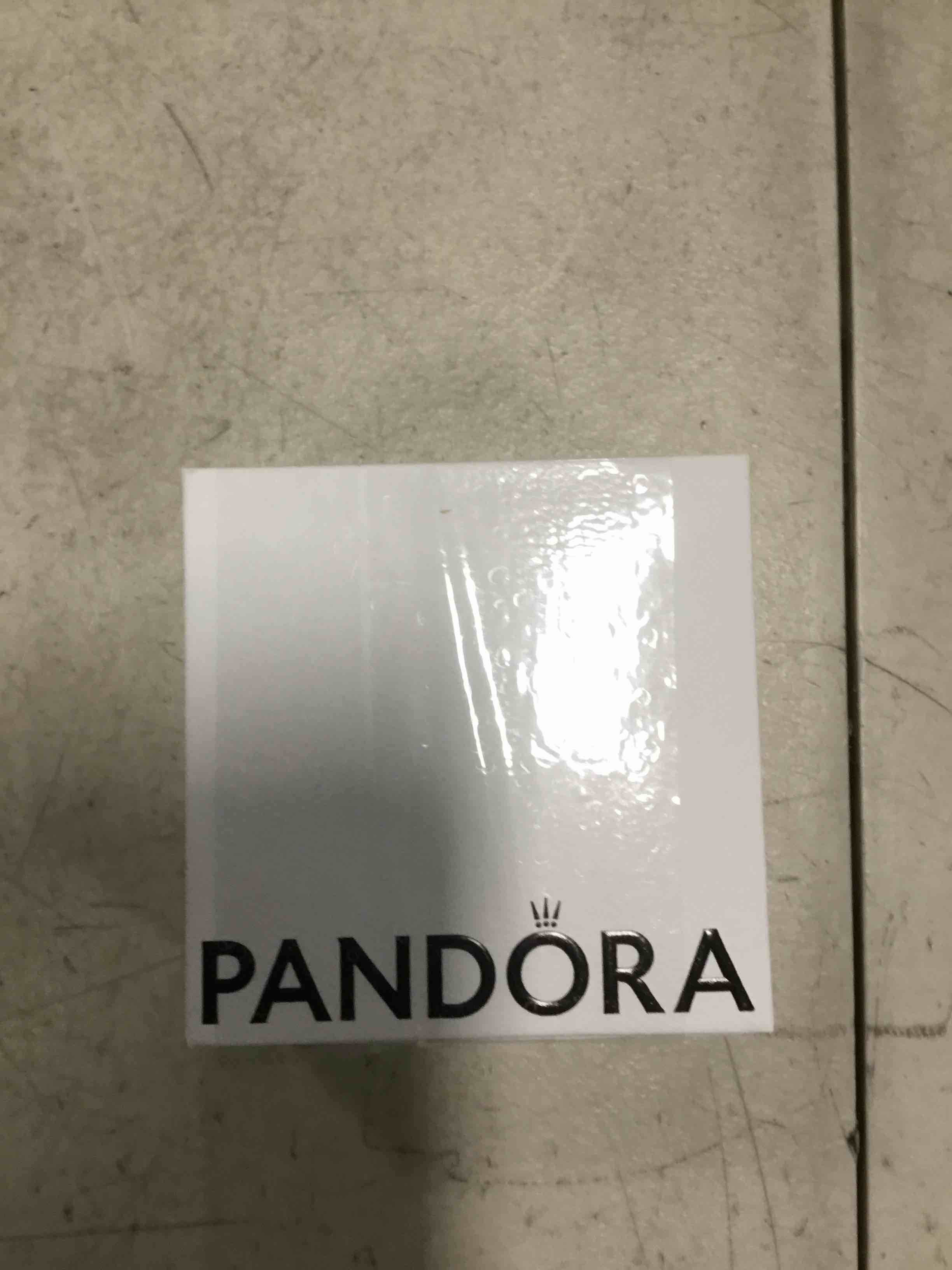 https://s3.amazonaws.com/lotting-images-prod/bidfta/RED6057763_1711537582578.jpeg