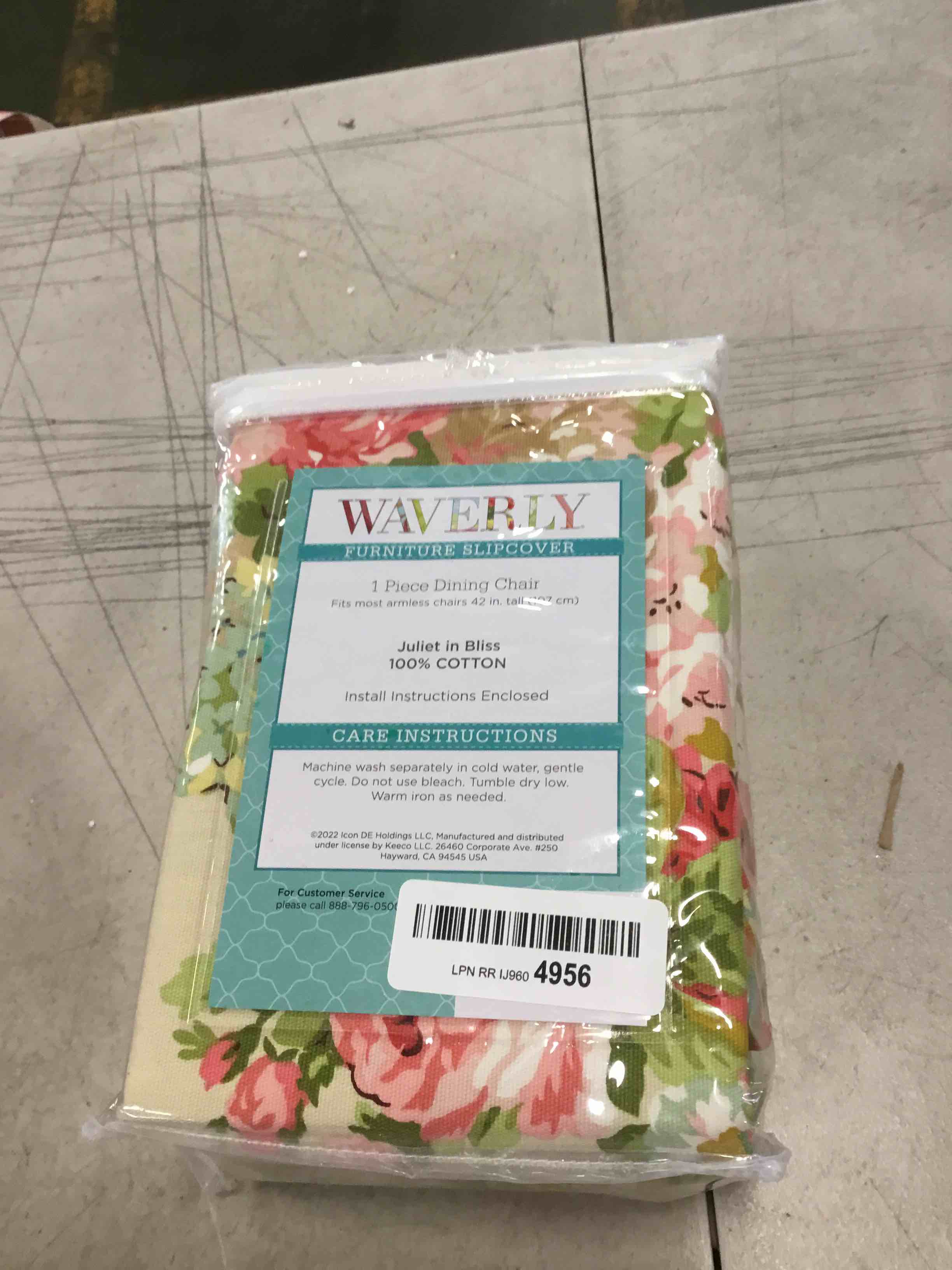 https://s3.amazonaws.com/lotting-images-prod/bidfta/RED6057998_1711567221229.jpeg