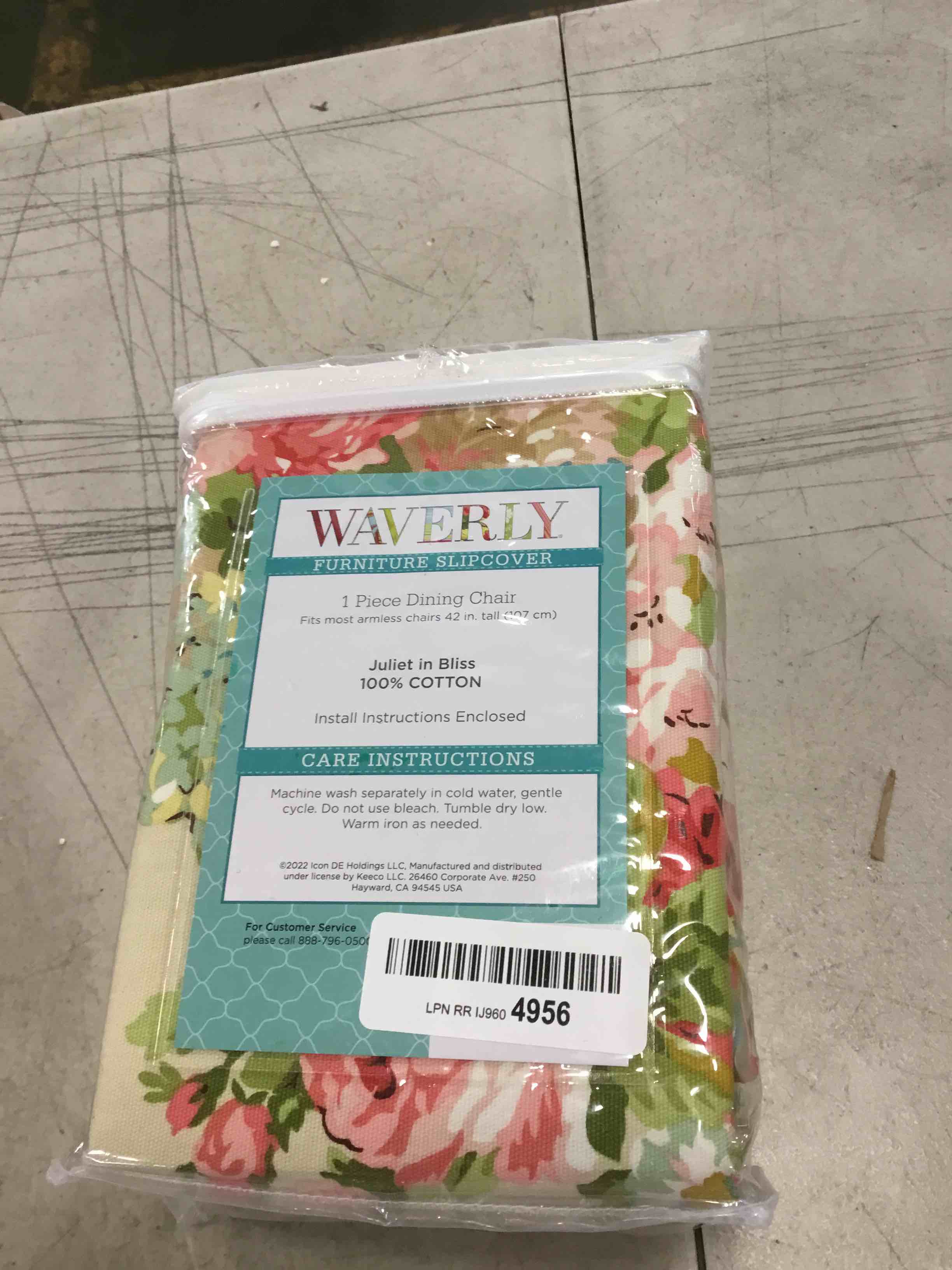 https://s3.amazonaws.com/lotting-images-prod/bidfta/RED6057998_1711567222136.jpeg
