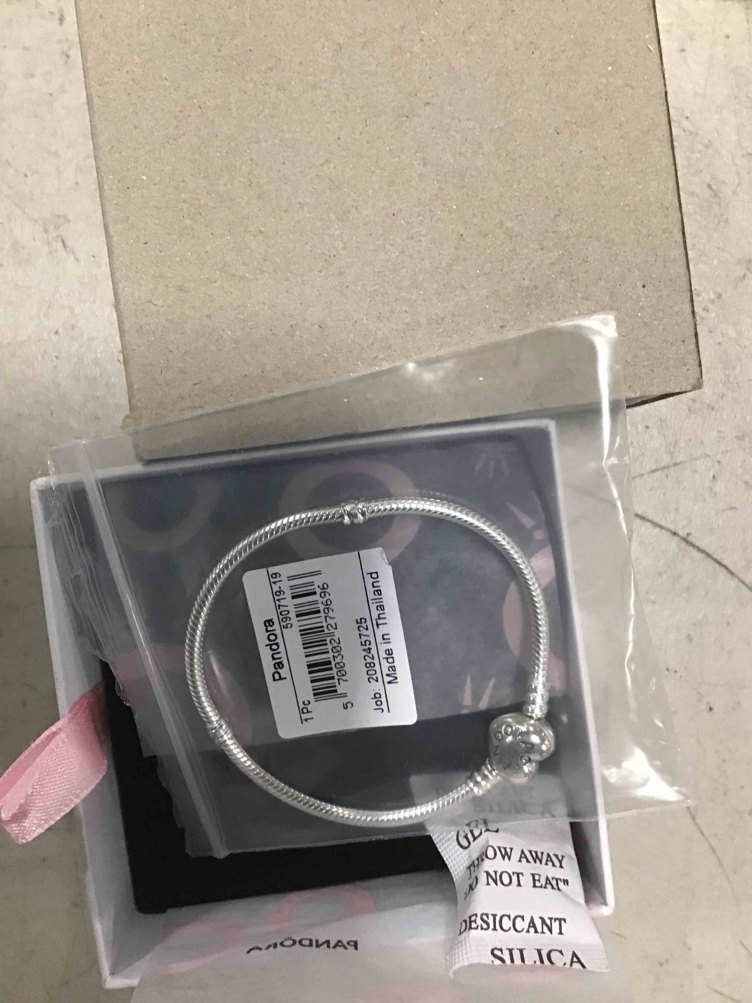 https://s3.amazonaws.com/lotting-images-prod/bidfta/RED6058447_1711969301987.jpeg